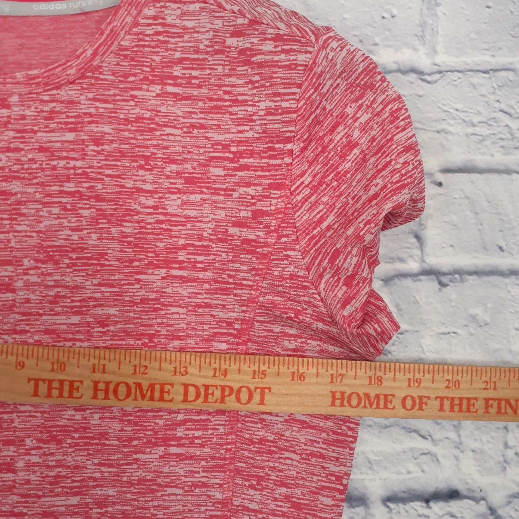 Adidas Adidas Running Short Sleeve T Shirt Womens Small Pink Shirt Women Small Pink Running & Jogging Size S / US 4 / IT 40 - 5 Thumbnail
