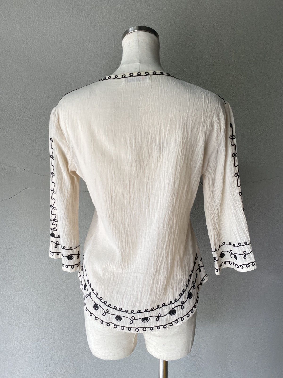 Donna Morgan MORGAN White Blouse with Black Embroidery Size M / US 6-8 / IT 42-44 - 9 Thumbnail