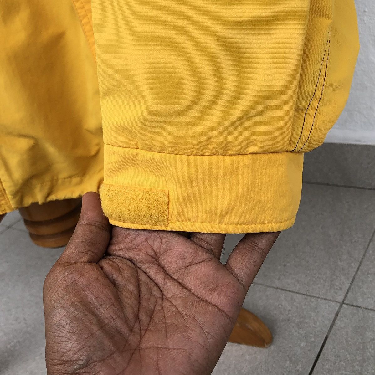 The North Face Vintage The North Face Mountain Light Anorak Jacket Size US M / EU 48-50 / 2 - 13 Thumbnail