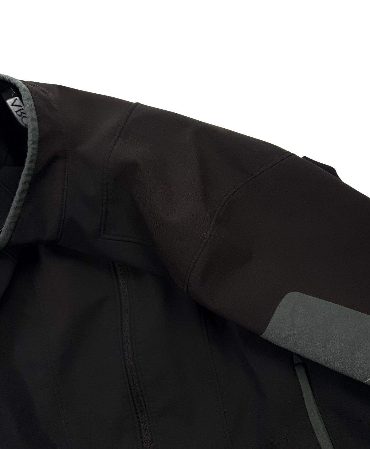 Arc'teryx Arc’teryx Softshell Jacket Women’s L Black Gorpcore Outdoor Size L / US 10 / IT 46 - 14 Thumbnail