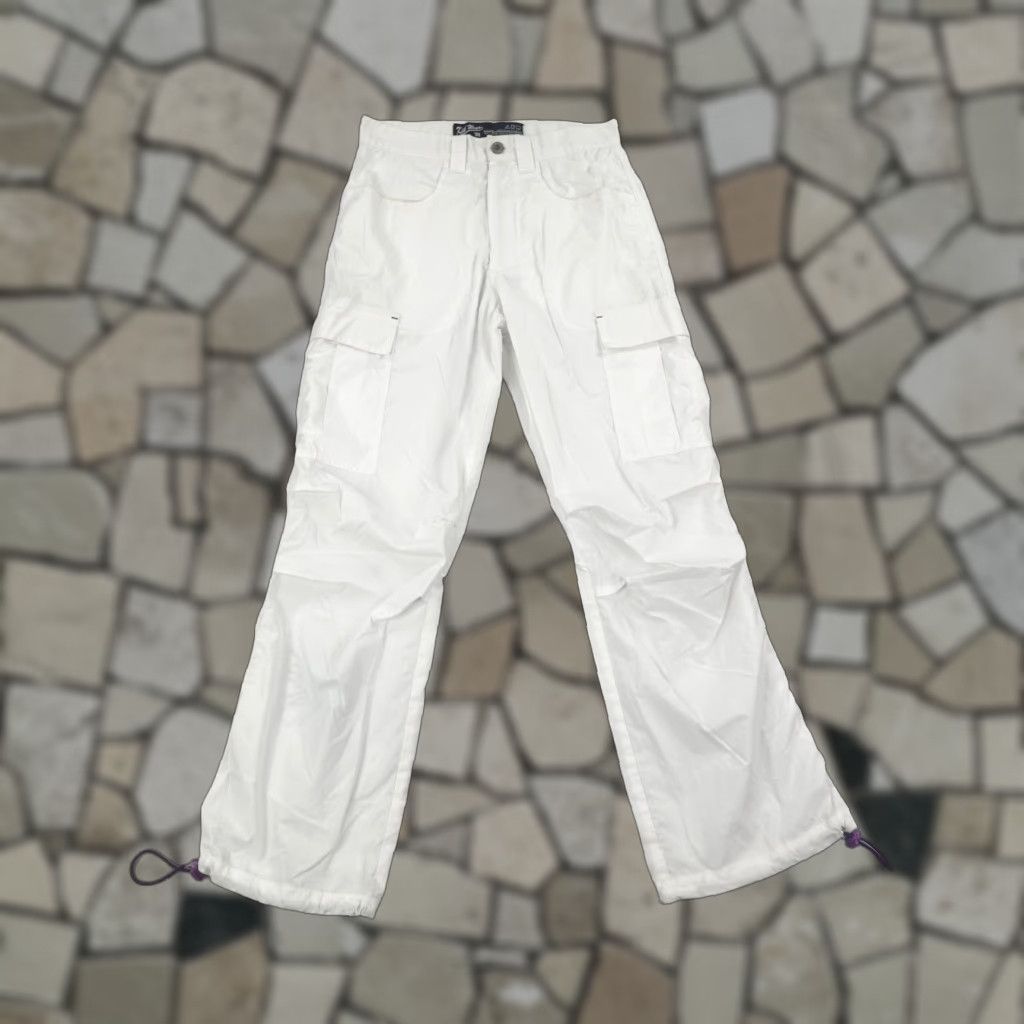 Vintage VINTAGE Kikwear Men's Cargo Pants 28 Waist White Cotton Nylon Baggy Rave Grunge Casual Size US 28 / EU 44 - 1 Thumbnail