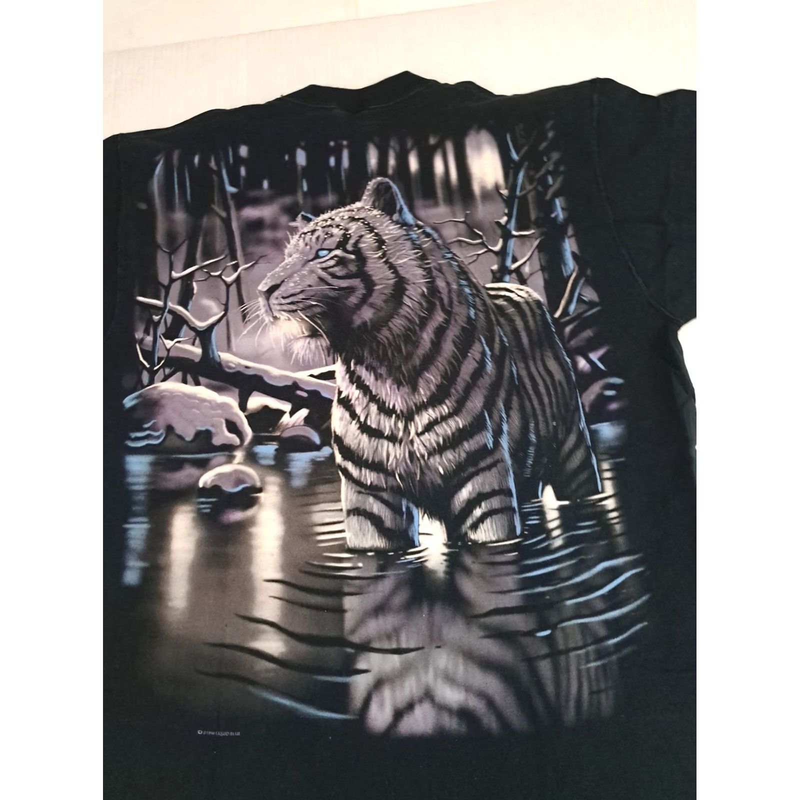Liquid Blue VINTAGE Liquid Blue T-Shirt XL Front & Back Print Wildlife Tiger USA Made Black Cotton Crew Neck Short Sleeve Double-Sided Unisex Adults 1990s Size US XL / EU 56 / 4 - 6 Thumbnail