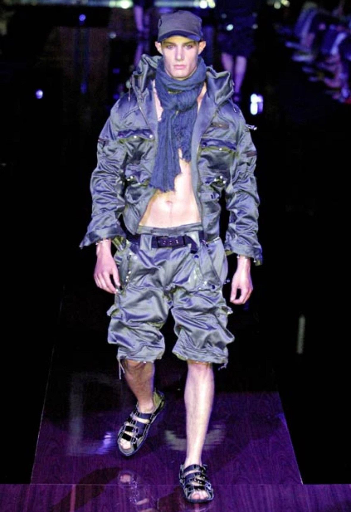 Dolce & Gabbana SS08 DOLCE & GABBANA WIRE WRINKLE SHORTS BONDAGE CARGO PANTS Size US 32 / EU 48 - 2 Thumbnail
