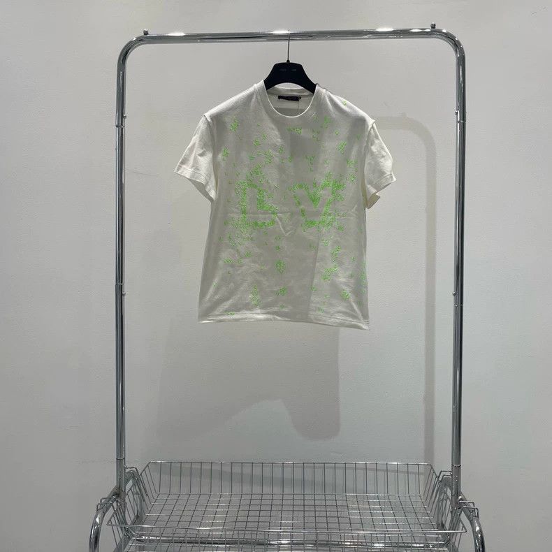 Louis Vuitton Louis Vuitton White and green embroidered airplane short s Size US XS / EU 42 / 0 - 2 Thumbnail