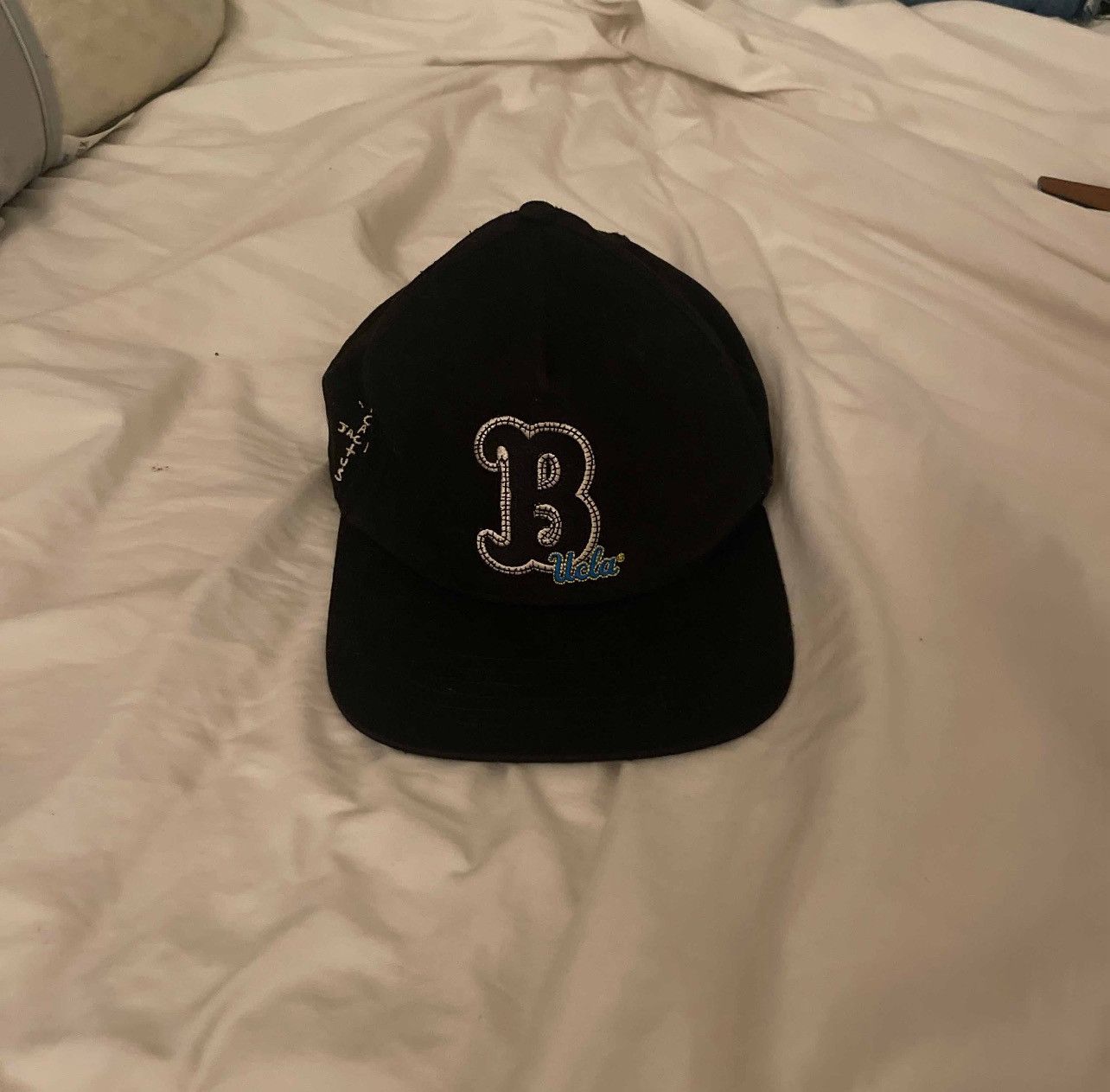 Mitchell & Ness × Travis Scott Bruins travis scott baseball hat Size ONE SIZE - 1 Thumbnail