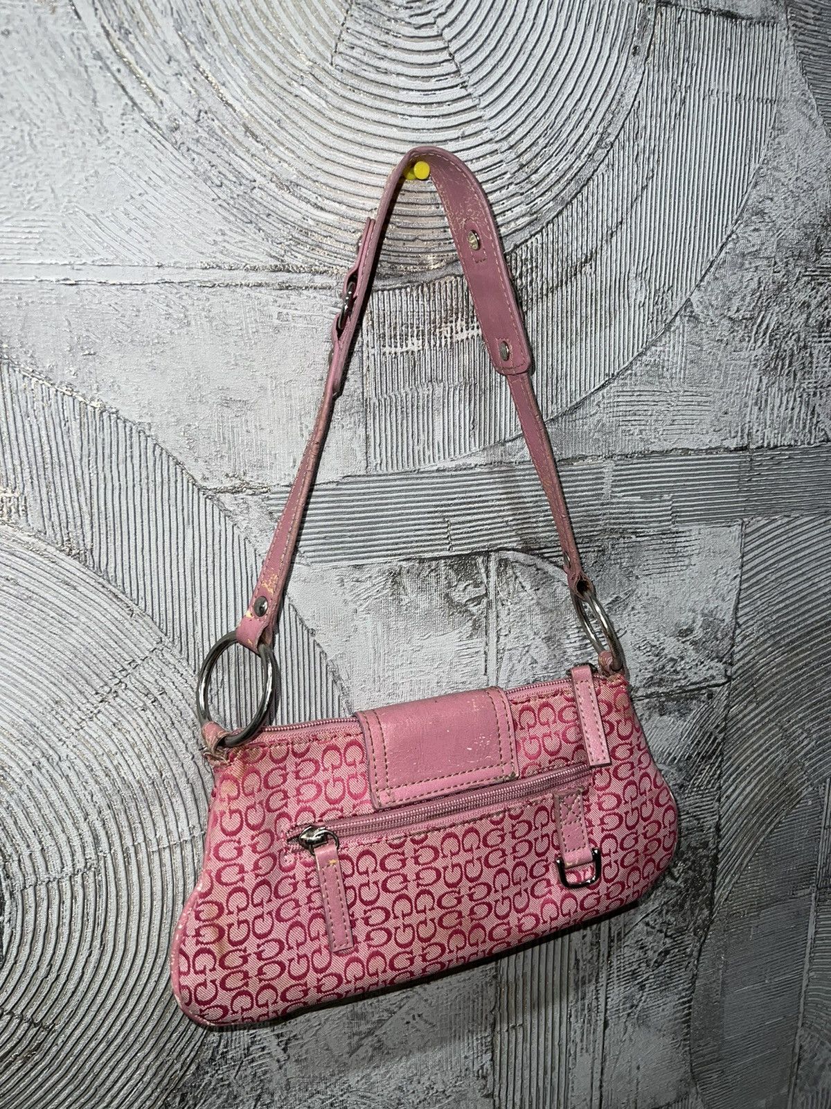 Guess Guess vintage Y2K Mini Monogrammed handbag Studded Size ONE SIZE - 7 Thumbnail