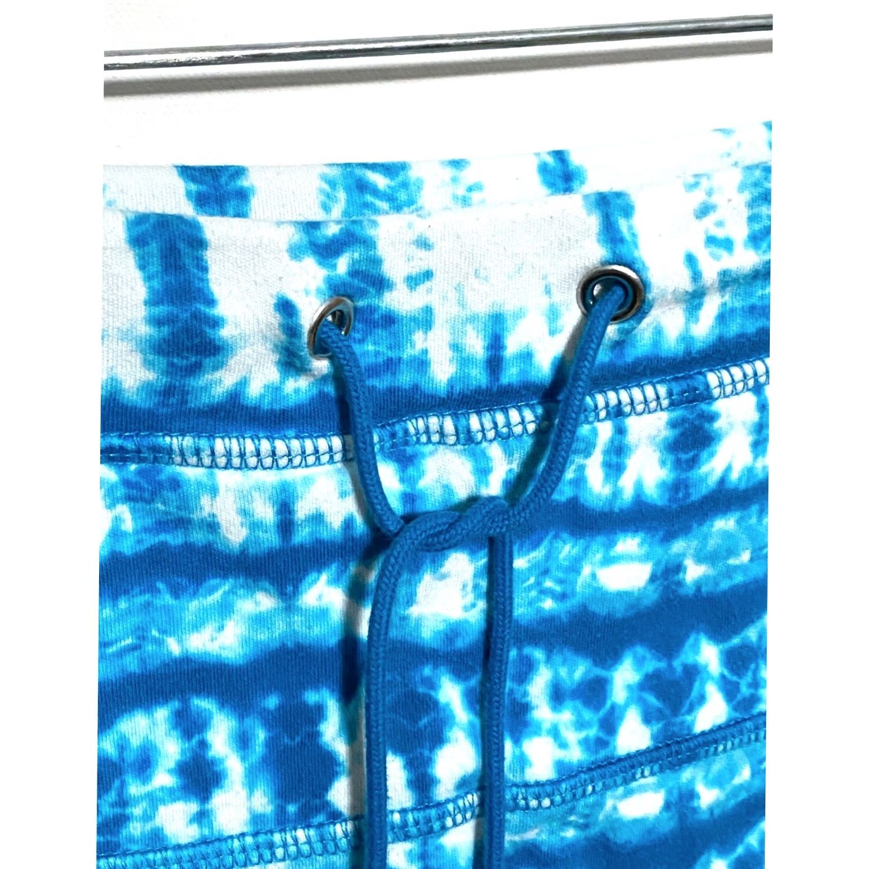 Jones New York Jones New York Sport Skort M Blue Tie Dye Athleisure Beachy Coastal Womens Size 32" / US 10 / IT 46 - 2 Thumbnail