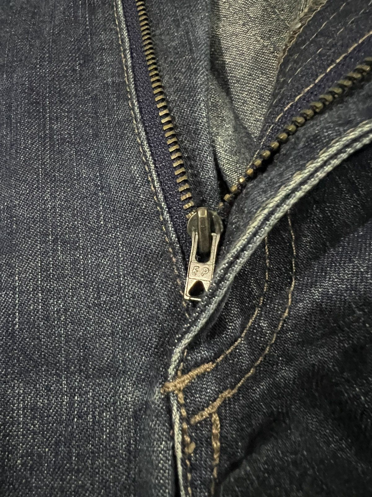 Christophe Lemaire Christophe Lemaire 🇫🇷 Super Flare Hem Honeycomb Wash Denim Size US 31 - 10 Thumbnail