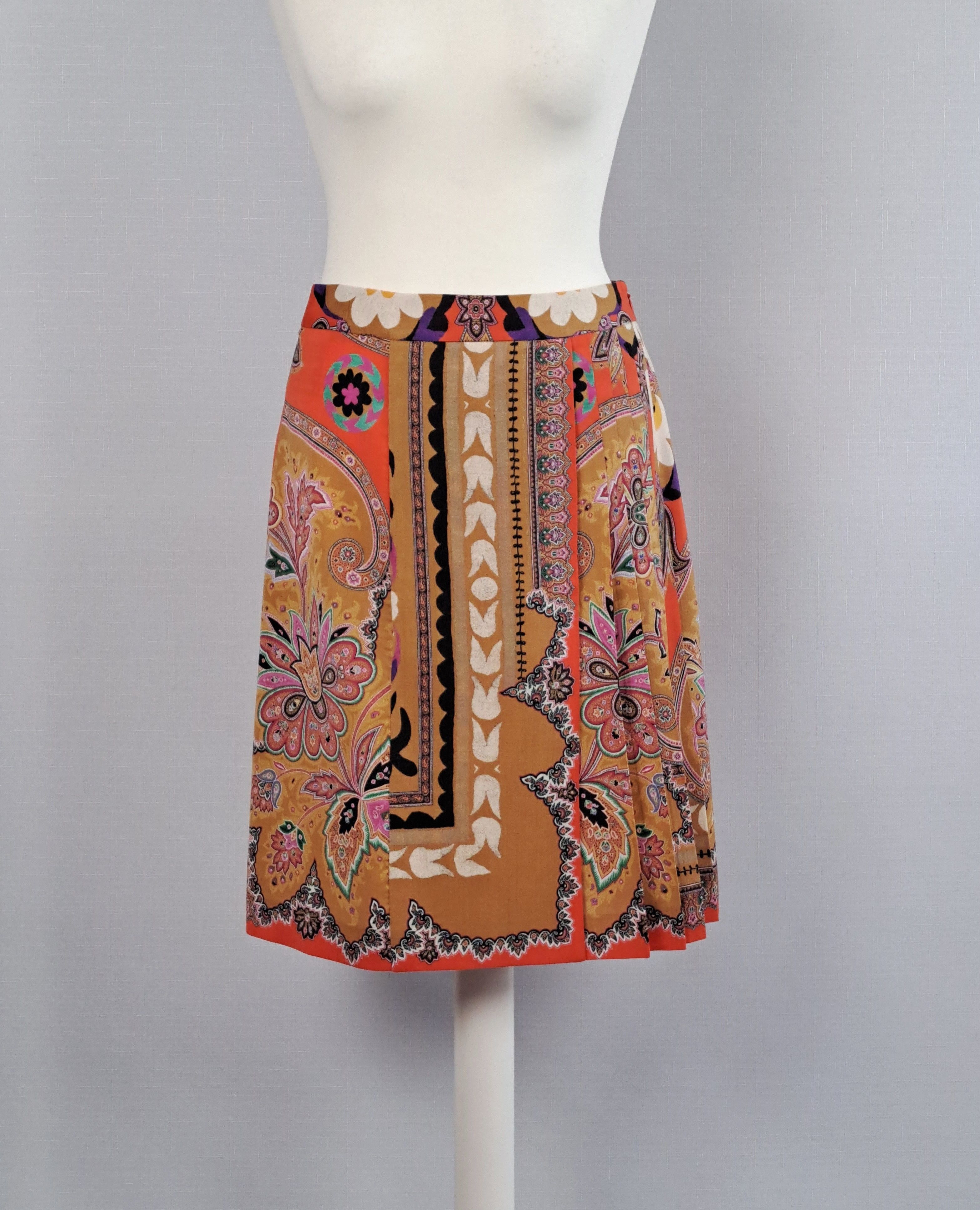 Etro ETRO multicolor paisley/floral wool skirt. Size 42IT Size 28" / US 6 / IT 42 - 3 Thumbnail