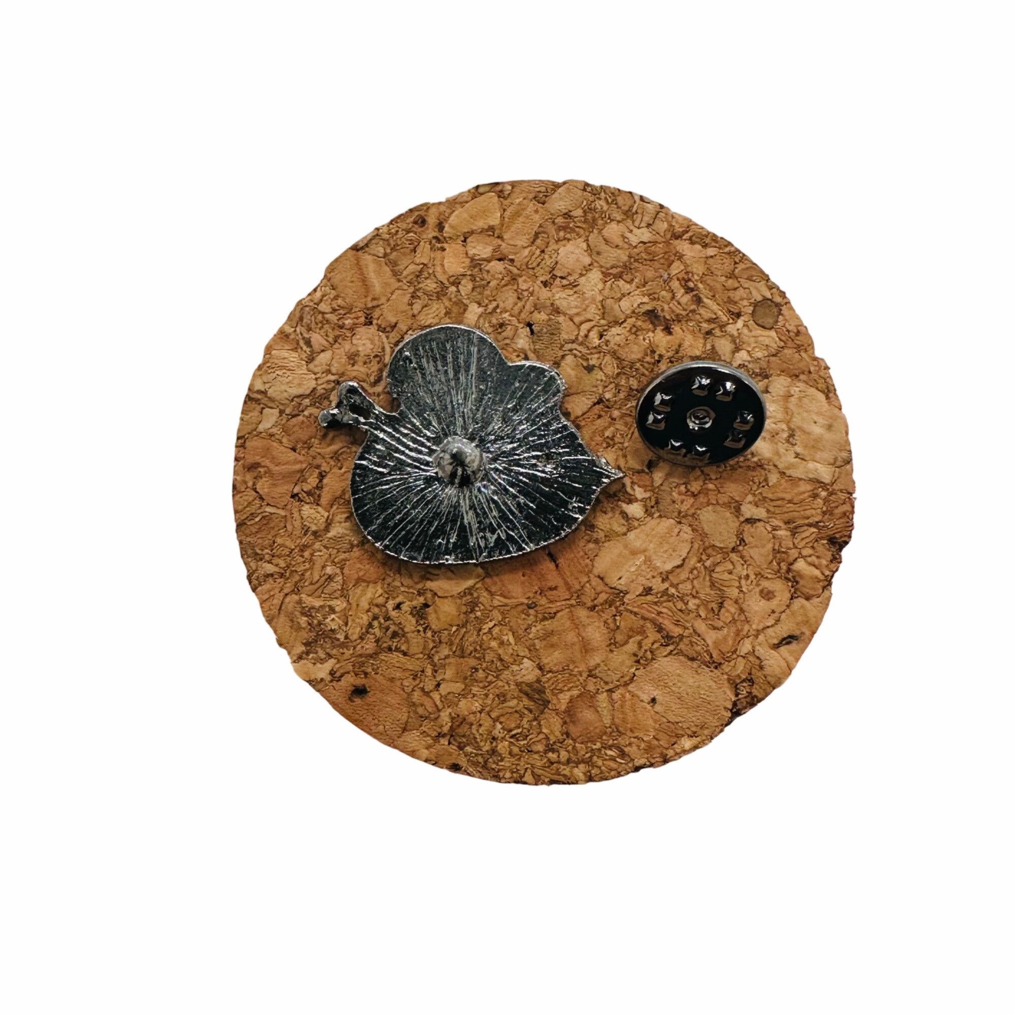 Other ☀️Emanel Pin Bee Broch Pin Cute Fat Bee Queen Buzzin Bees Sh Size ONE SIZE - 5 Thumbnail