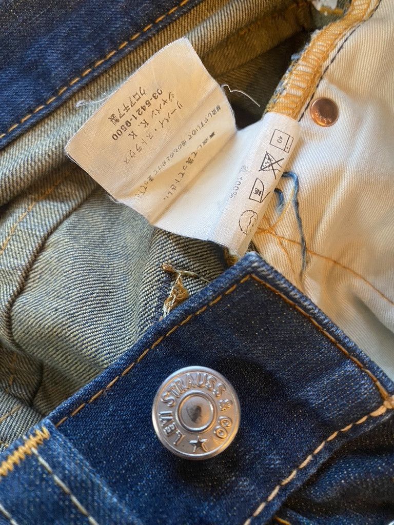 Levi's 2002 Vintage Levi's Red Icon Raw Denim Jeans Size US 31 - 11 Thumbnail