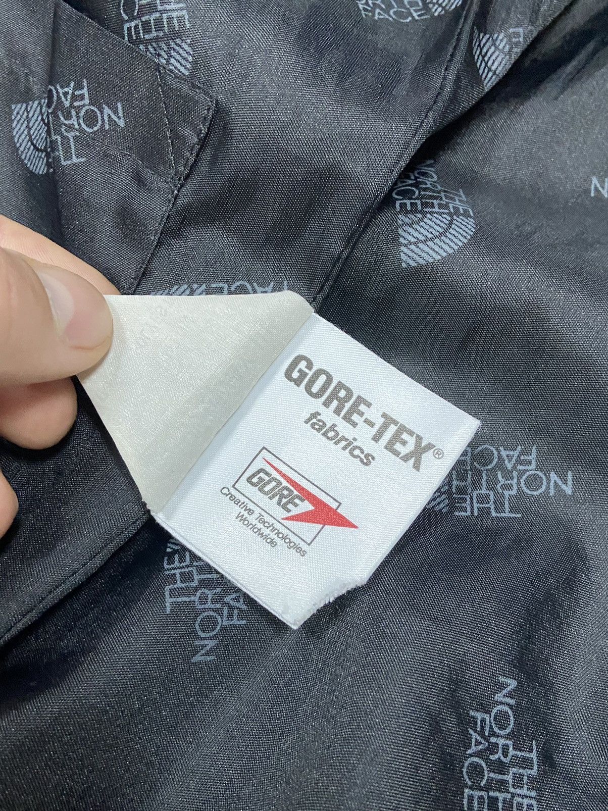 The North Face Vintage The North Face Stowaway III 3 gore-tex anorak M Size US M / EU 48-50 / 2 - 9 Thumbnail