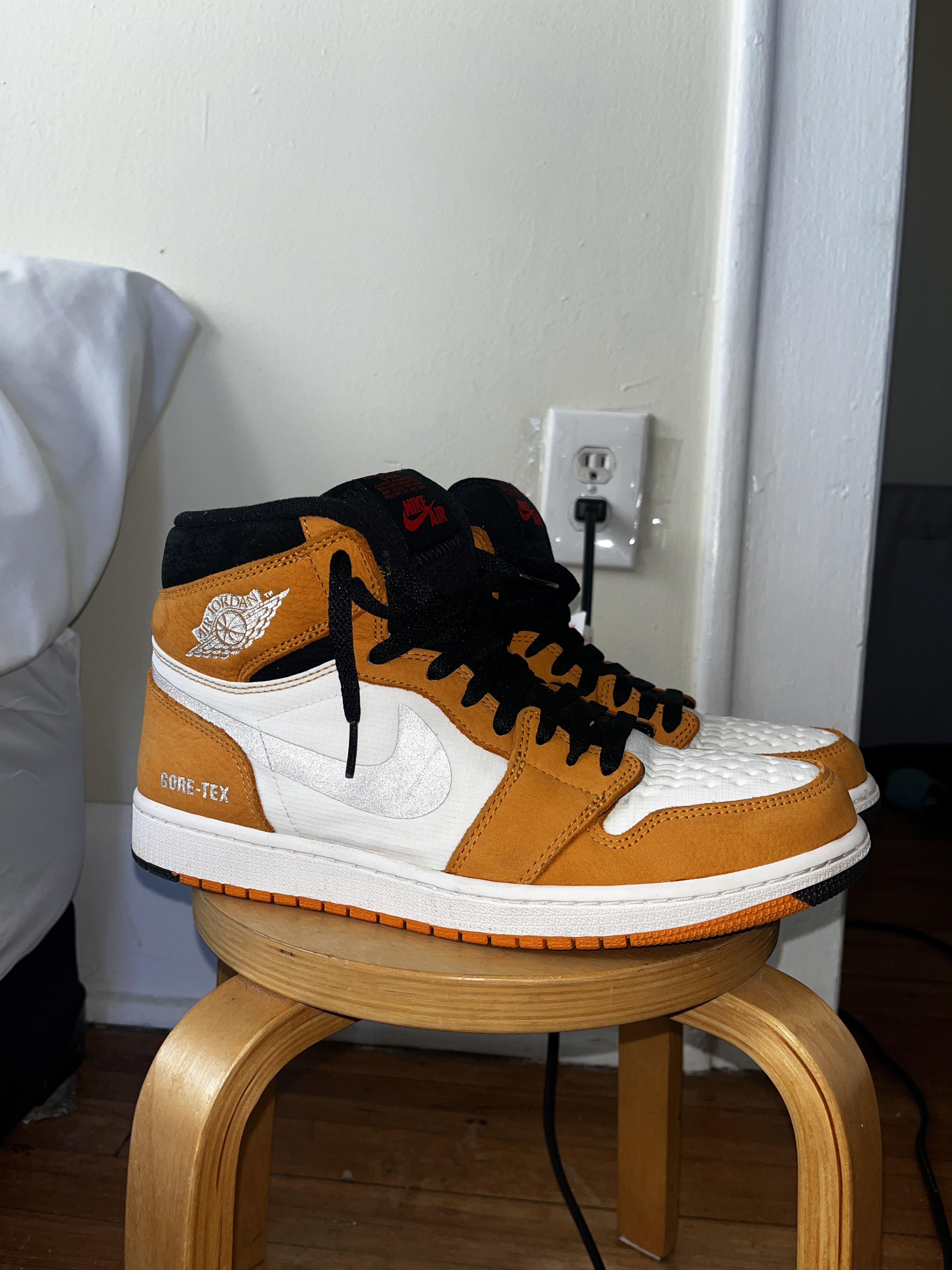 jordan 1 rookie of the year gore tex Jordan Air Jordan 1 Low  main image 2