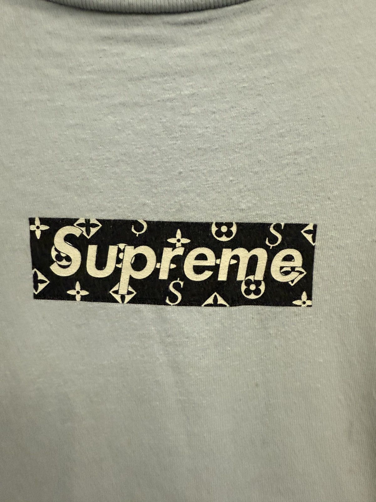 Supreme Supreme LV Monogram Box Logo Ice Blue Cease And Desist Tee Size US XL / EU 56 / 4 - 7 Thumbnail