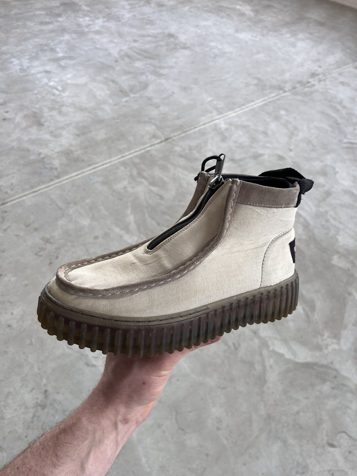 Clarks Rare Clarks Eastpak Beige Zip Off Ankle Boots Shoes Torhill Size US 10 / EU 43 - 1 Thumbnail