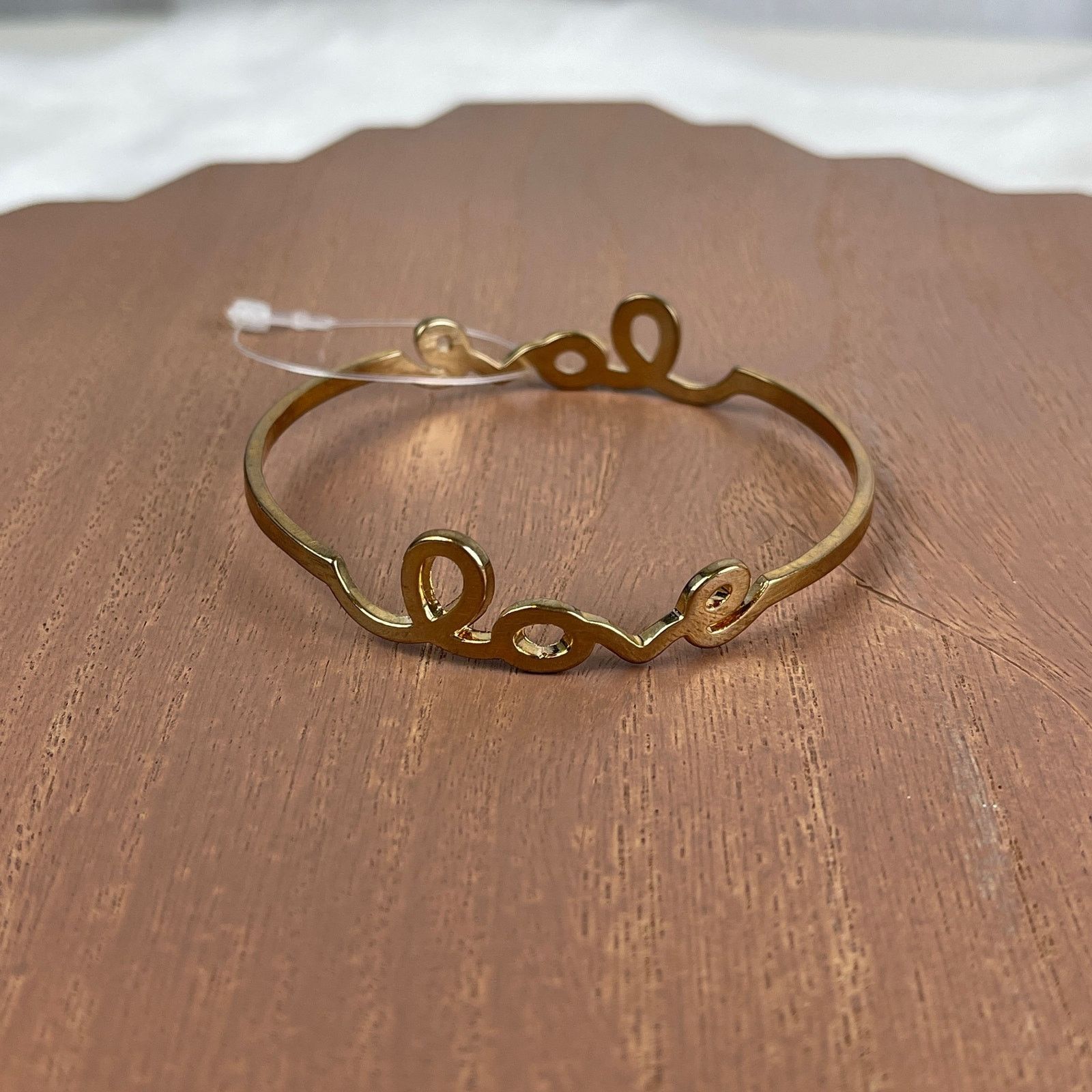 Other Dainty Gold LOVE Bangle Bracelet Minimalist Romantic NWOT Size ONE SIZE - 8 Thumbnail