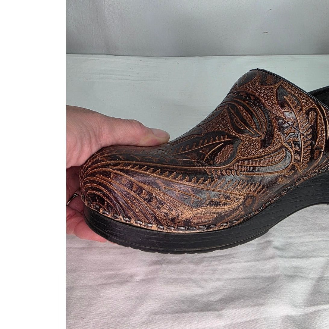 Dansko Dansko Brown Tooled Leather Clogs Embossed Slip On Shoes Size US 10.5 / IT 40.5 - 6 Thumbnail