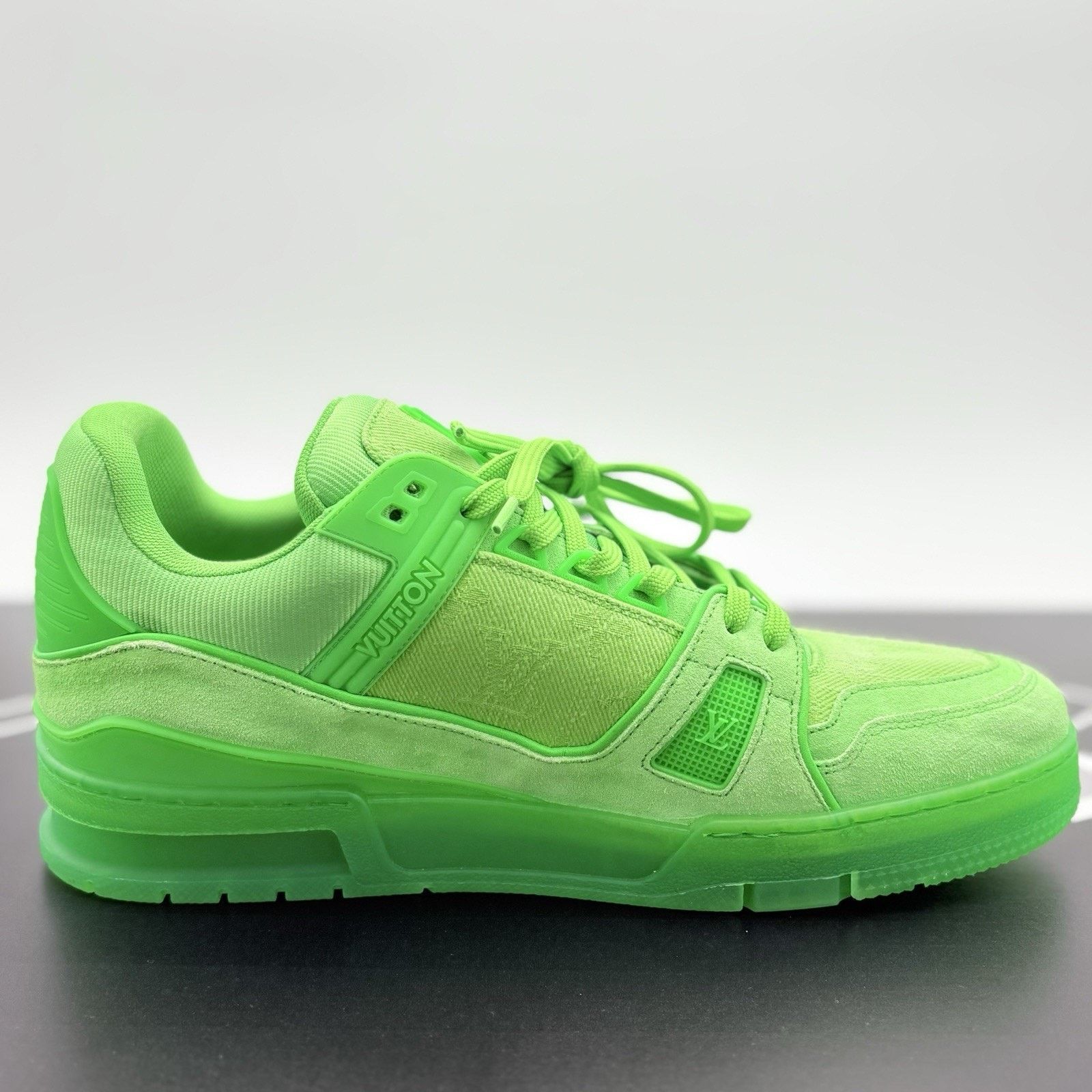 Louis Vuitton Louis Vuitton Trainer ' Fluorescent Green ' | BRAND NEW! Size US 9.5 / EU 42-43 - 10 Thumbnail