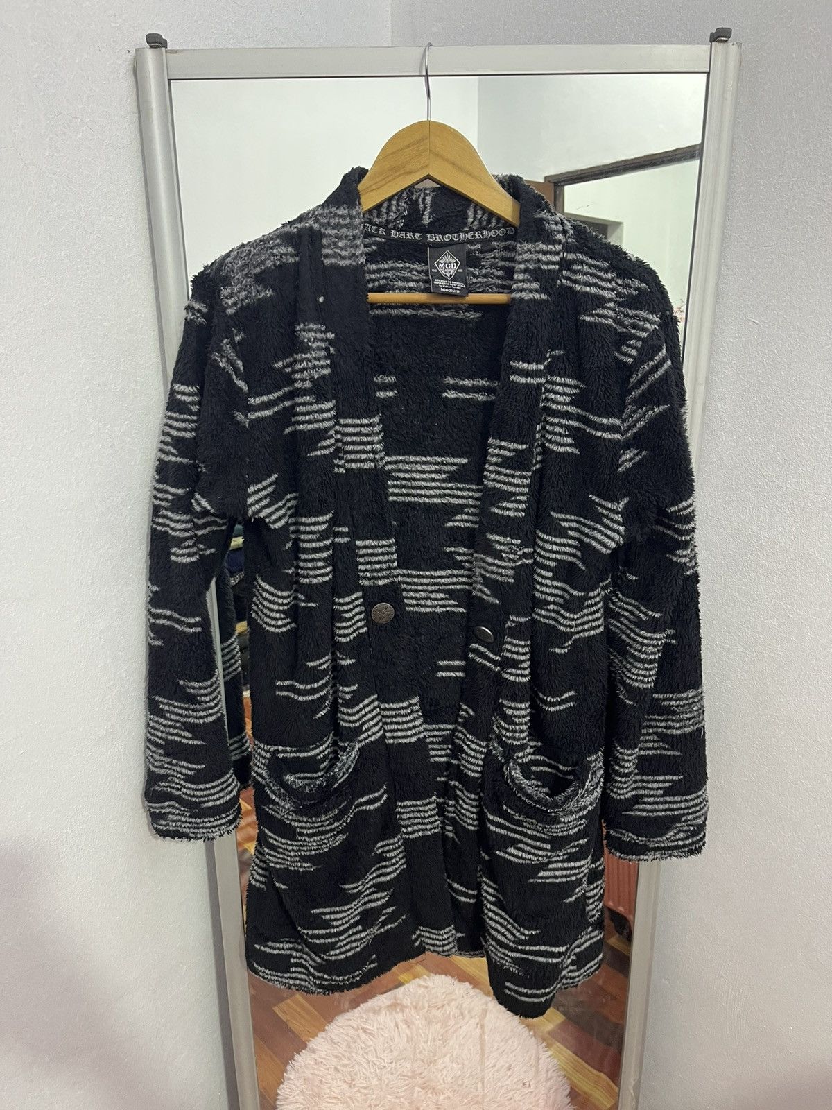 Japanese Brand MCD Mohair Style Fuzzy Cardigan Surf Streetwear Size US M / EU 48-50 / 2 - 1 Thumbnail