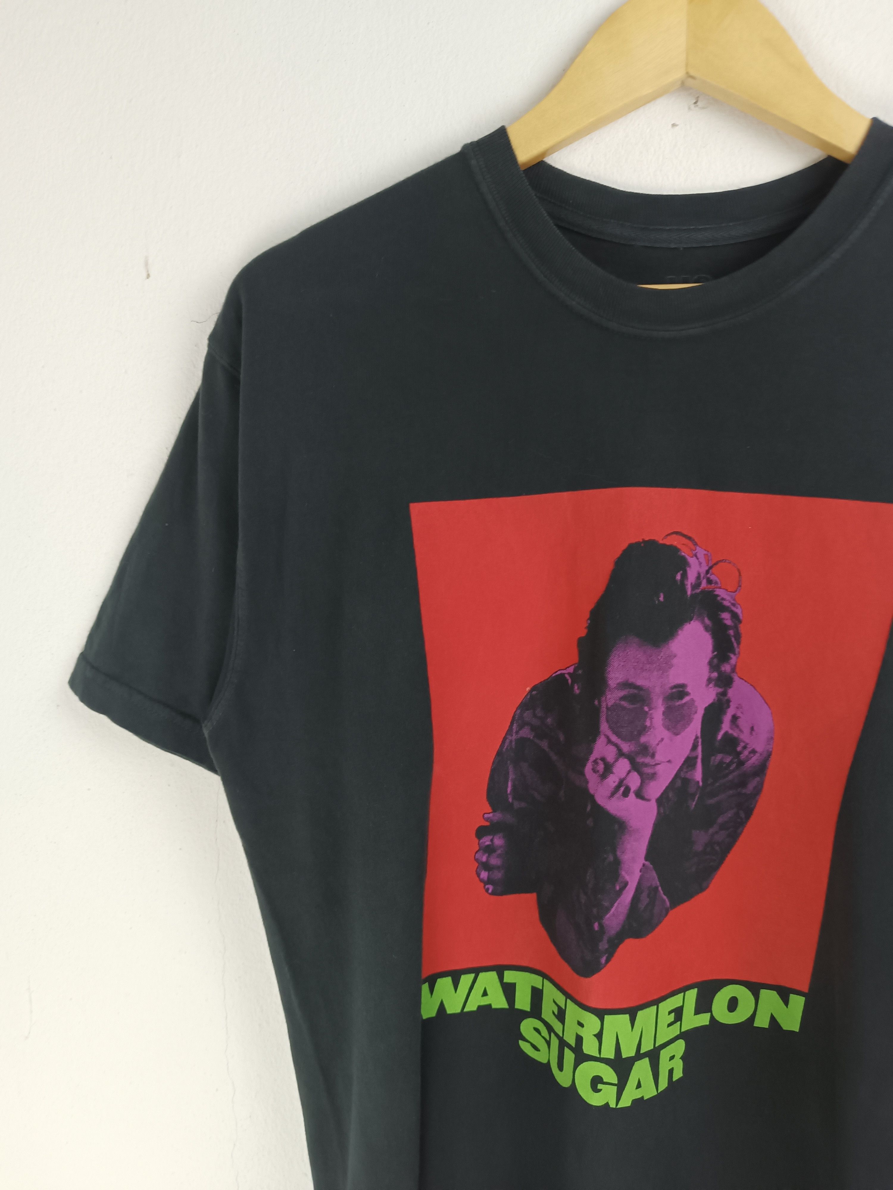 Vintage HARRY STYLES WATERMELON SUGAR FADED TEE Size US M / EU 48-50 / 2 - 5 Thumbnail