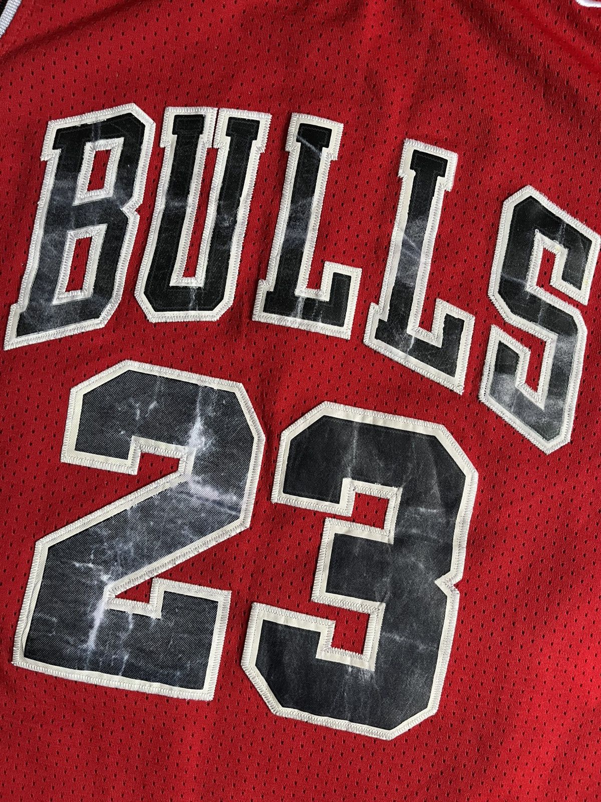 NBA × Nike Vintage Nike Chicago Bulls #23 Michael Jordan Basketball NBA Size US M / EU 48-50 / 2 - 3 Thumbnail