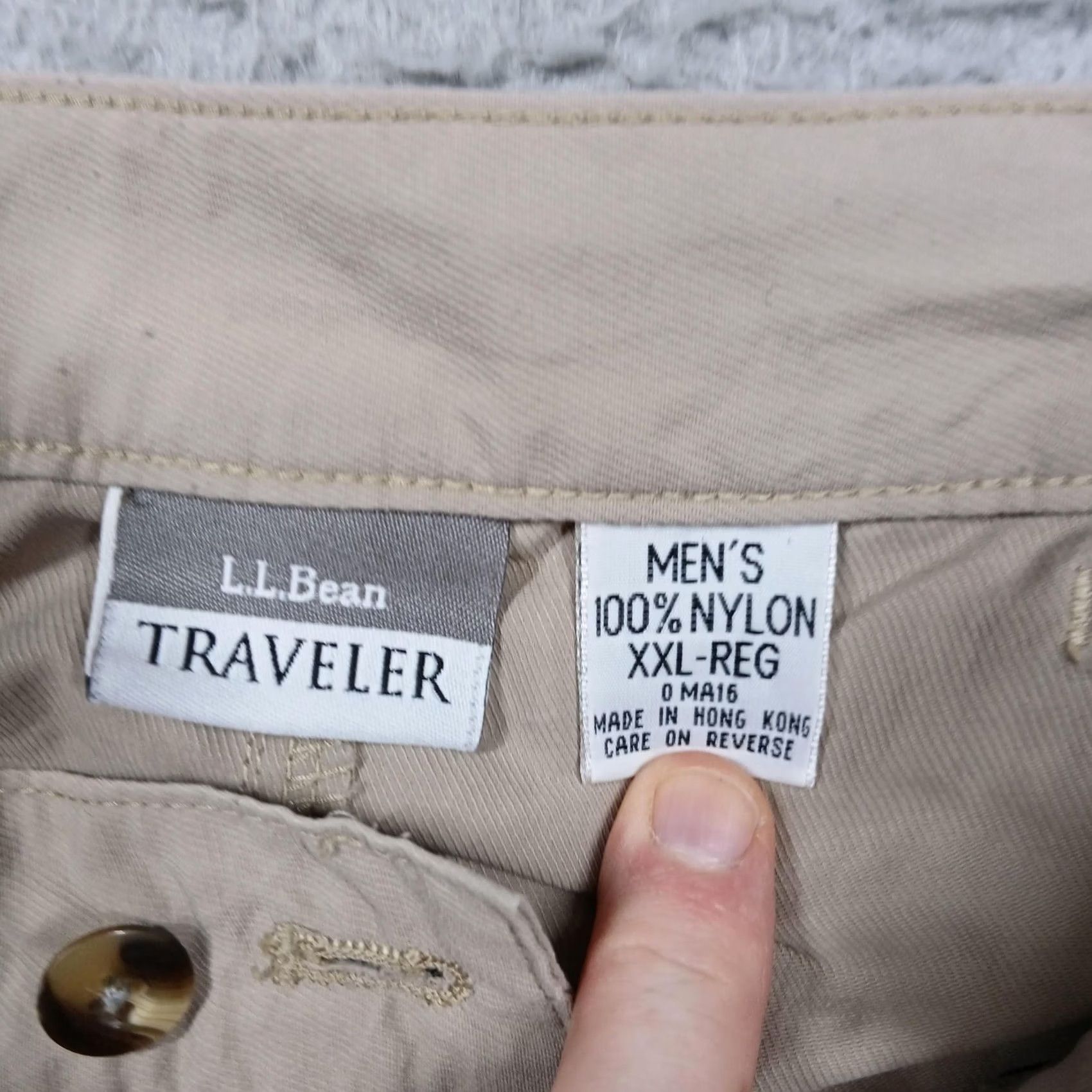 Vintage VINTAGE L.L. Bean Traveler Pants Mens 2XL Khaki Convertible Zip Off Nylon Hiking Quick Dry (Note: If not vintage, omit VINTAGE) Size US 39 - 5 Thumbnail