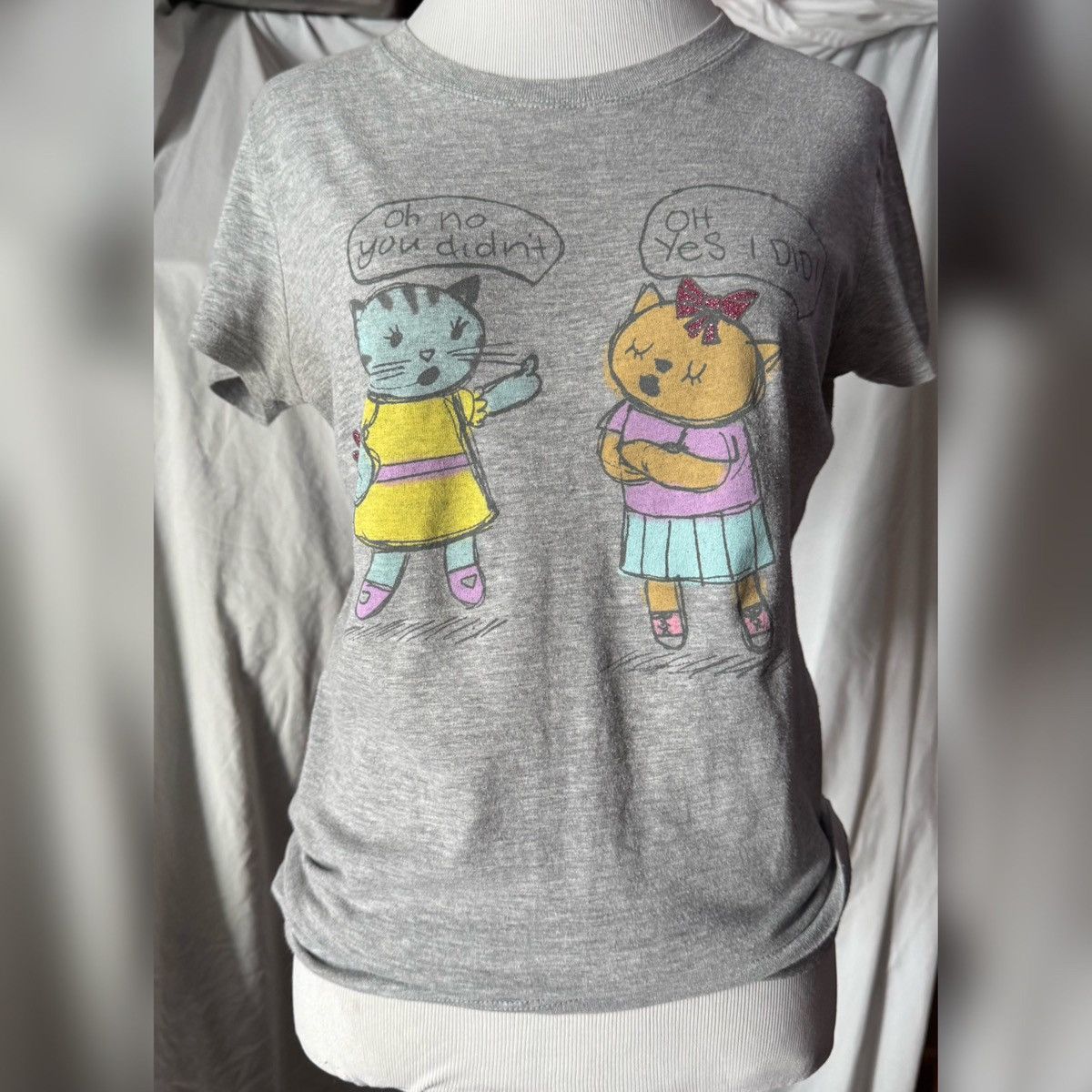 Vintage Retro, Y2K, Sassy Kitty Cat, Fitted Tee Size M / US 6-8 / IT 42-44 - 8 Thumbnail
