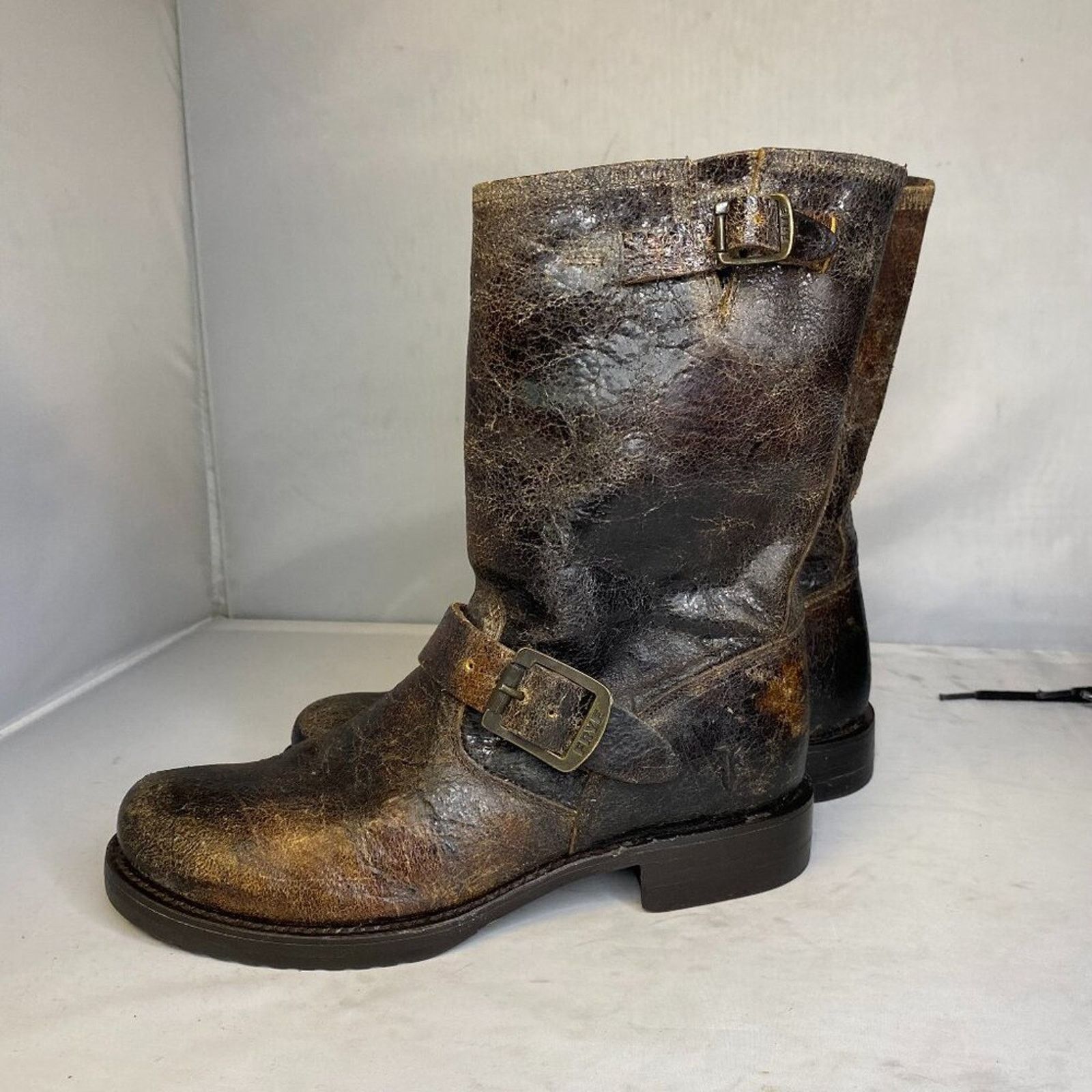 Frye Veronica Engineer Brown Distressed Leather boots 7