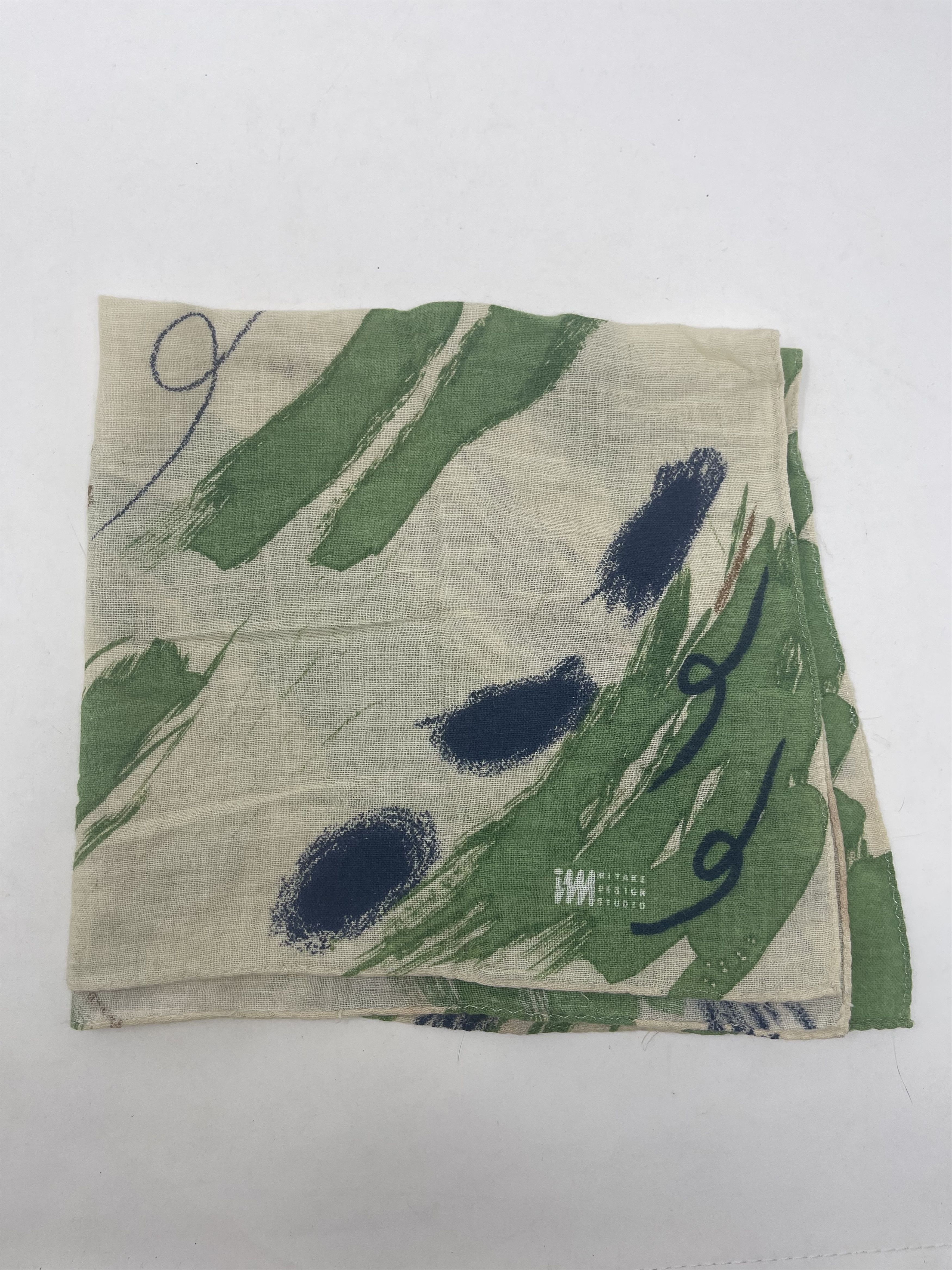 Issey Miyake Rare IM Product Handkerchief By Issey Miyake Size ONE SIZE - 8 Thumbnail