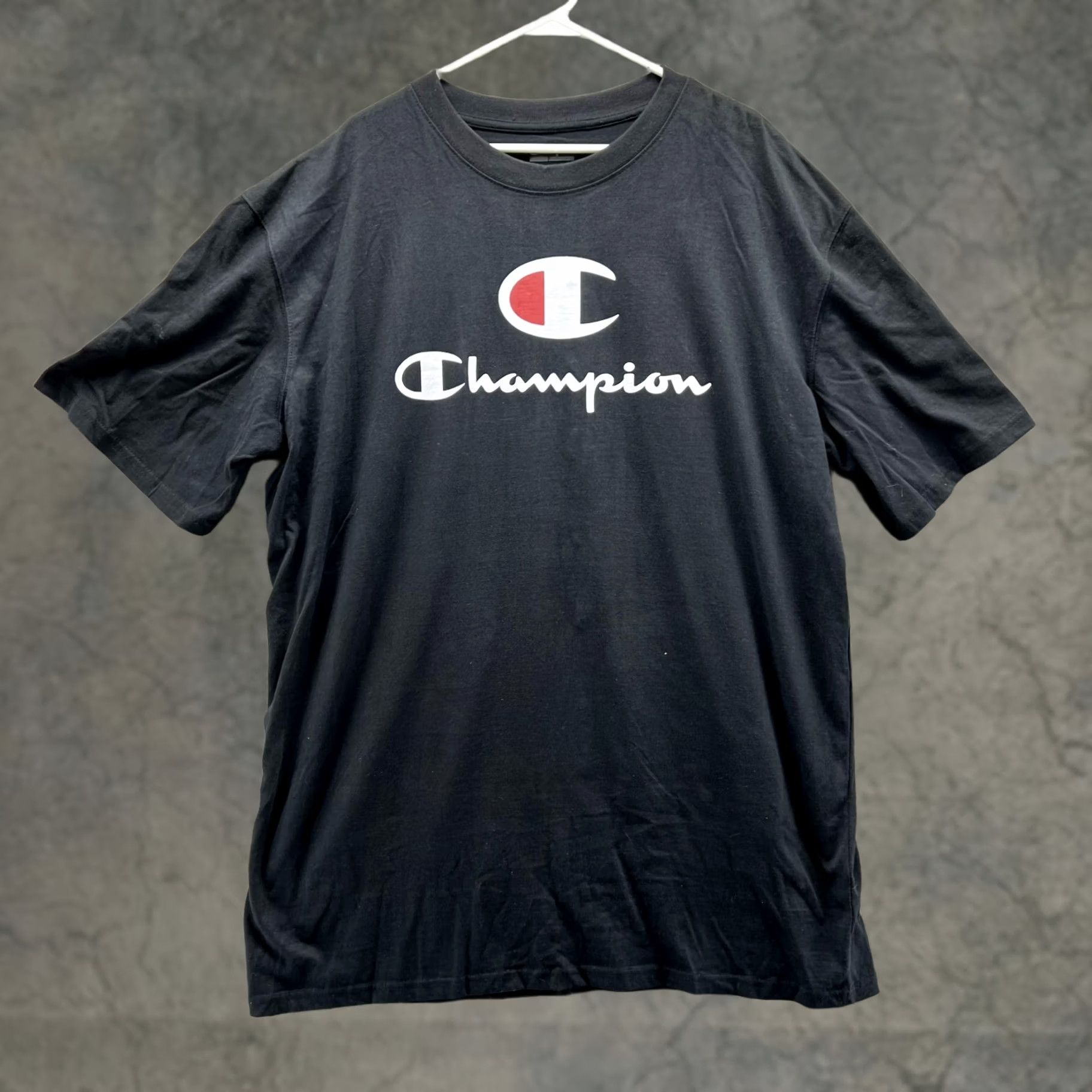 Champion VINTAGE Champion Shirt Mens 2XLT Black Men Adult Crewneck Authentic Casual Logo Cotton vtg Size US XXL / EU 58 / 5 - 1 Thumbnail