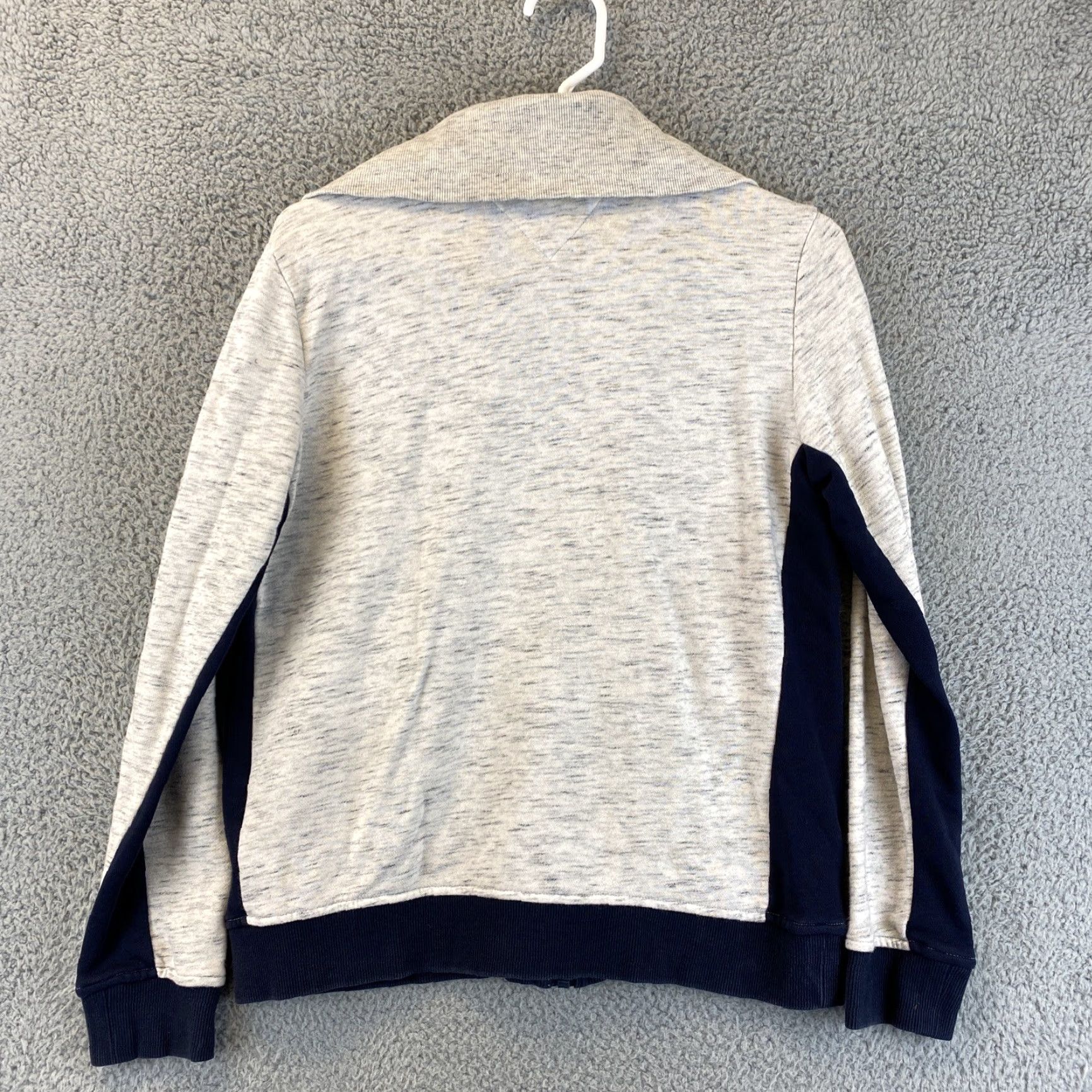 Tommy Hilfiger Tommy Hilfiger Light Gray Full Zip Sweater Jacket Womens Sz S Small 53-10 Cardigan Long Sleeve Knit 100% Cotton Fully Zip Front Size S / US 4 / IT 40 - 6 Thumbnail
