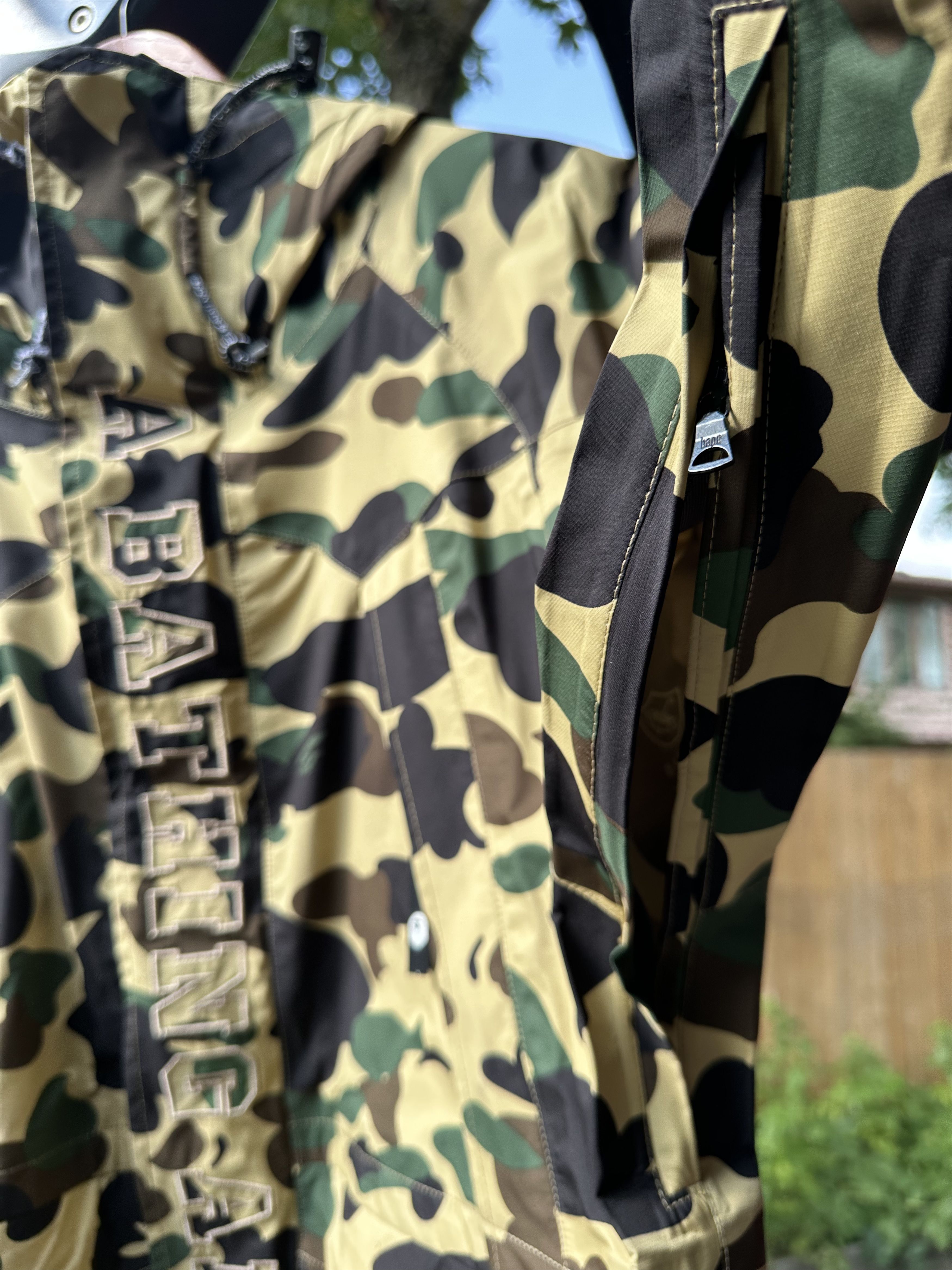 Bape BAPE 1st Camo Gore-Tex Snowboard Jacket Yellow Camo Size US M / EU 48-50 / 2 - 8 Thumbnail