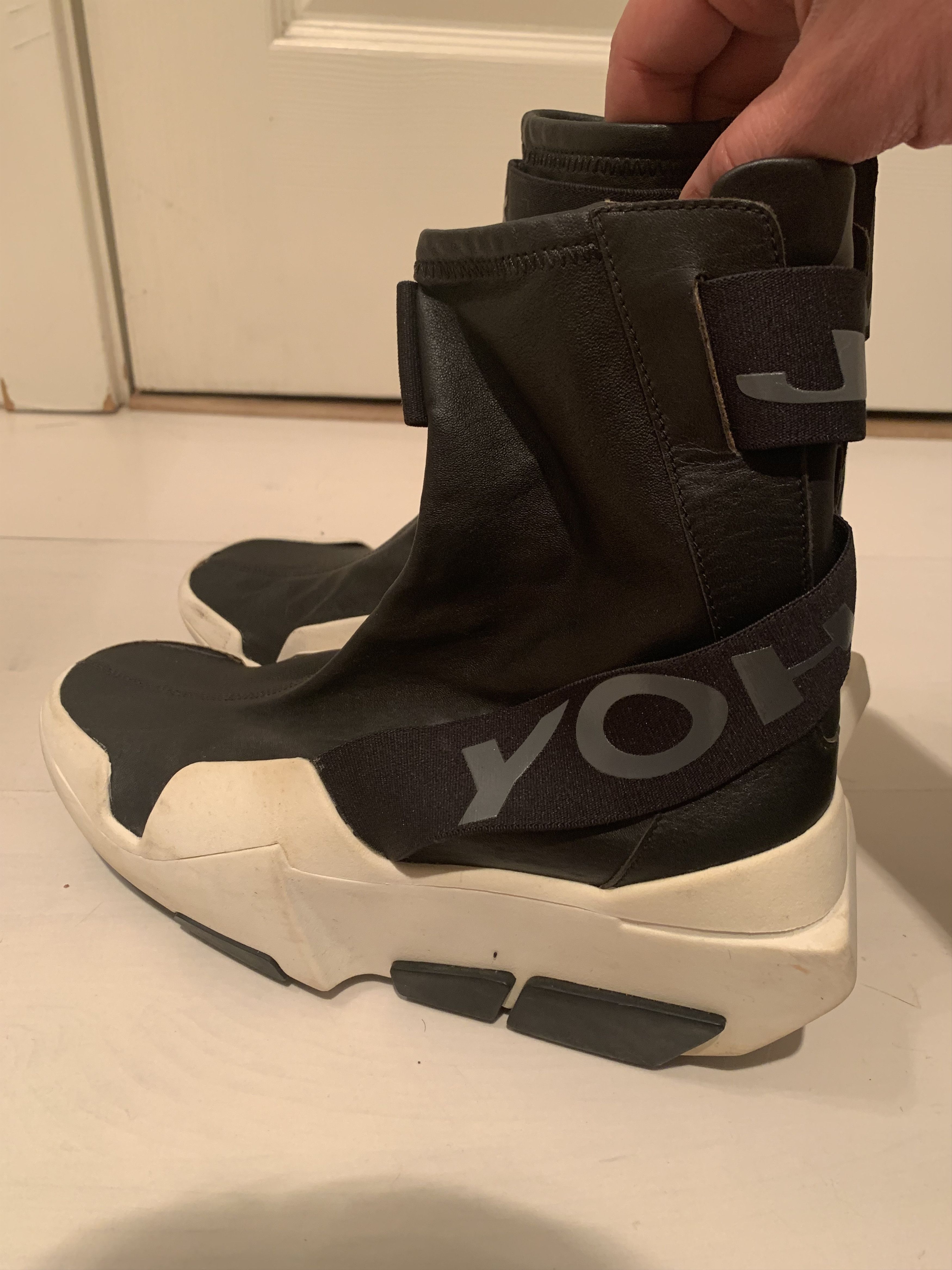 Adidas Y-3 Mira Boot High Yohji Yamamoto Adidas Size US 6.5 / IT 36.5 - 2 Thumbnail