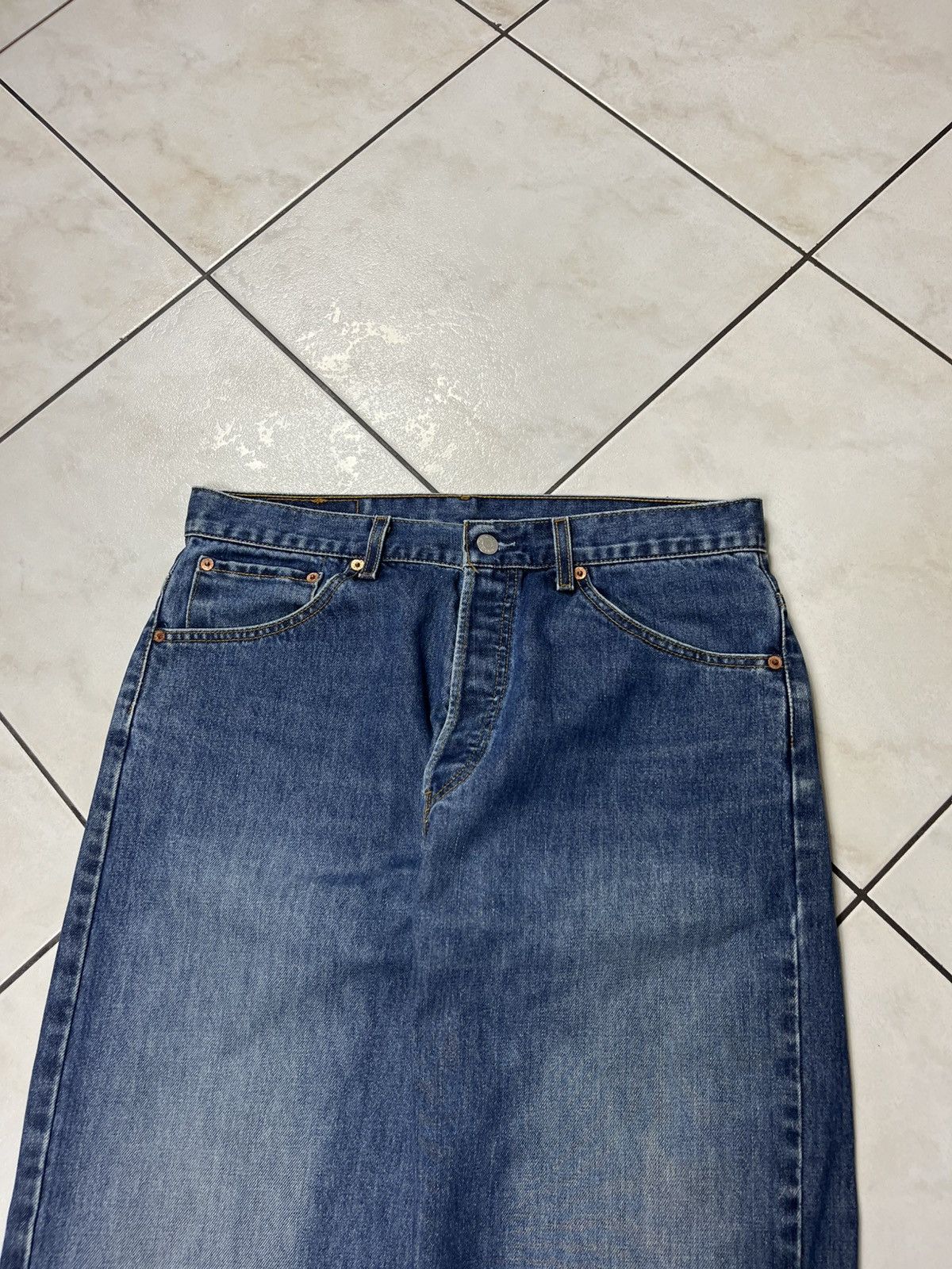 Levi's × Vintage Vintage Levi’s 523 dark washed distressed denim jeans pants Size US 34 / EU 50 - 3 Thumbnail