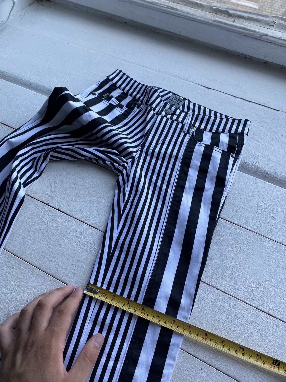 Tripp NYC 🔗Gothic Punk Opium Tripp NYC Black&White Wednesday Pants Size 27" / US 4 / IT 40 - 16 Thumbnail
