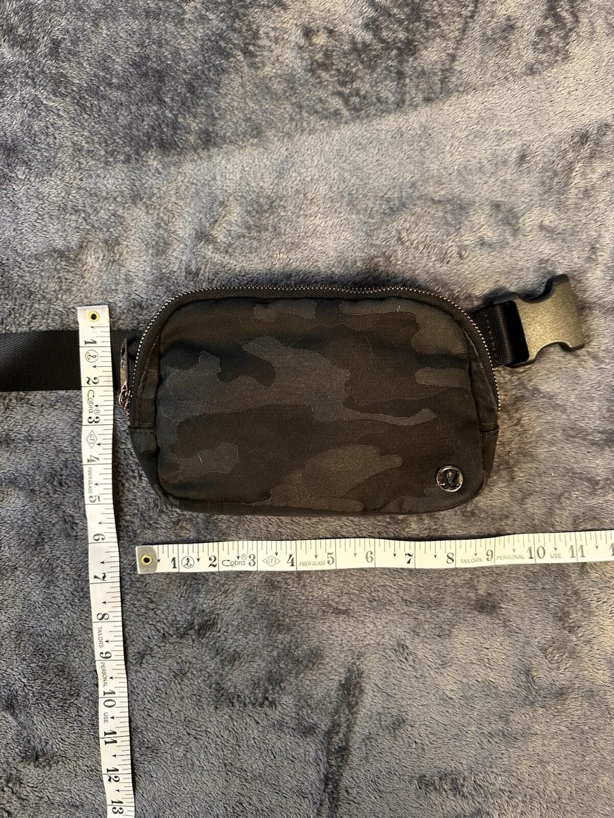 Lululemon Lululemon Black Gray Camo Belt Bag, Adjustable Strap - Rare Size ONE SIZE - 3 Thumbnail