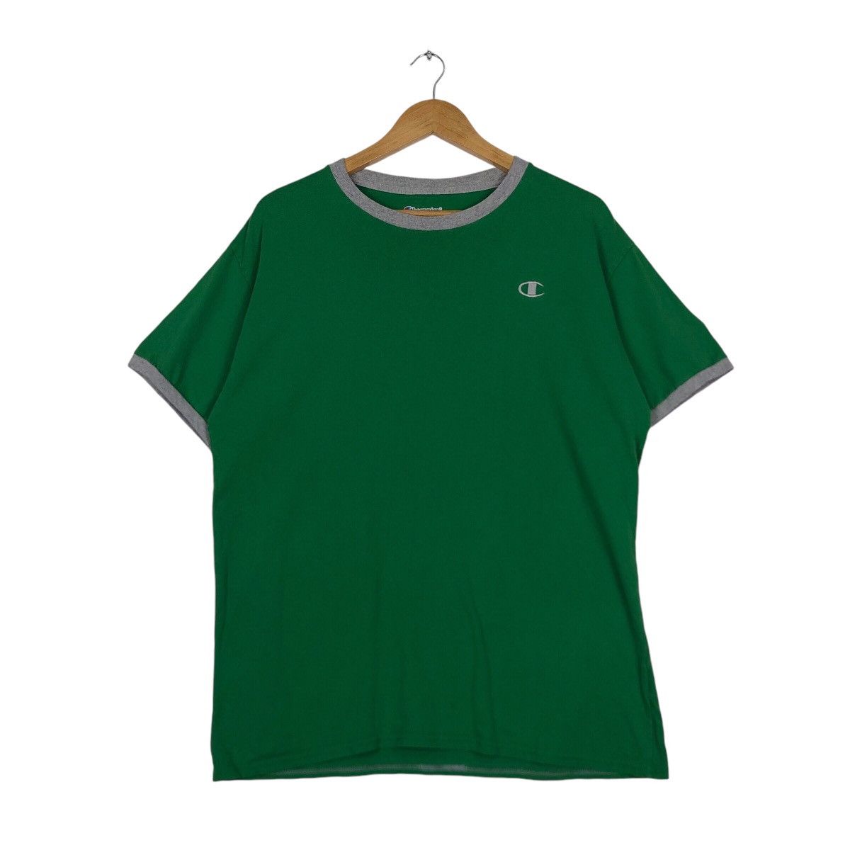 Japanese Brand Vintage Champion T-Shirt Green Colour Active Wear Rapper Wear Size US M / EU 48-50 / 2 - 1 Thumbnail