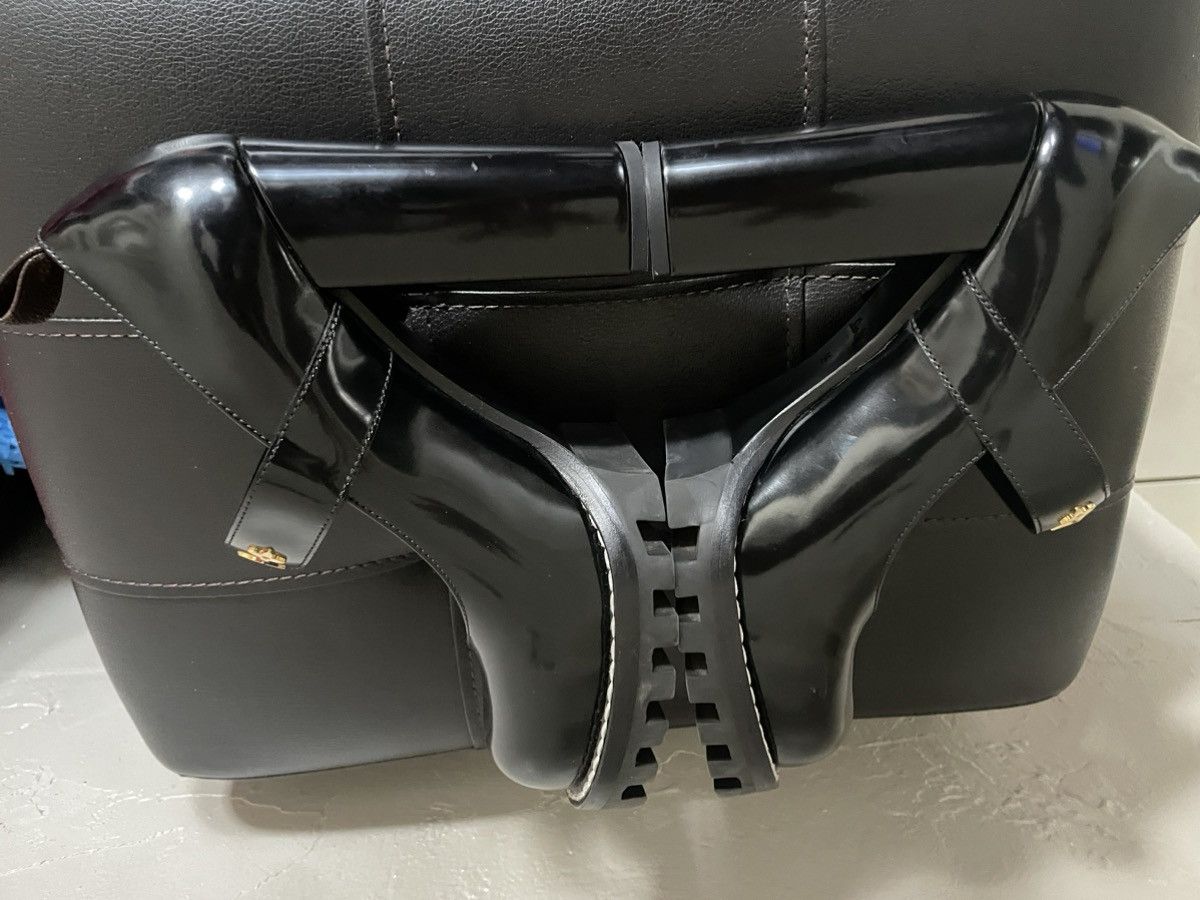 Louis Vuitton Louis Vuitton LV Star Trail Black Leather Platform Pump Size US 9 / IT 39 - 5 Thumbnail