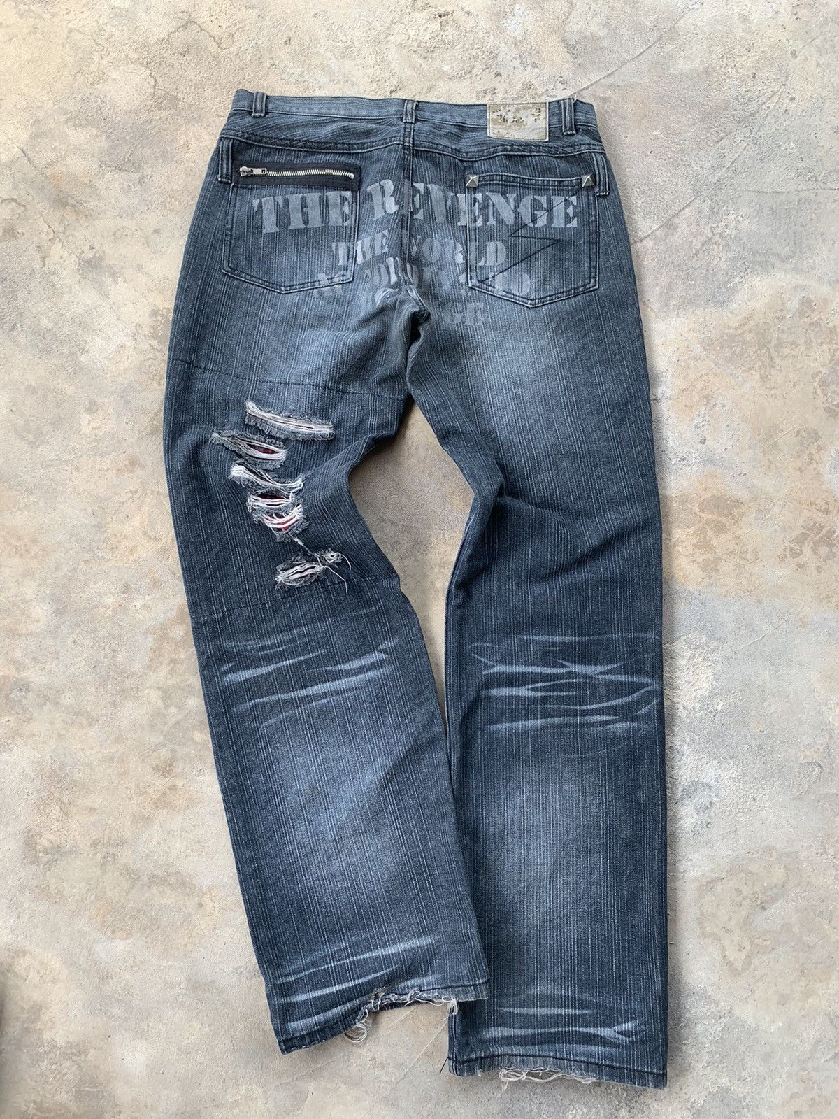 If Six Was Nine × Japanese Brand × Le Grande Bleu (L.G.B.) Rare Sex Pot Revenge Skull Punk Distressed Denim☠️🎌 Size US 33 - 21 Thumbnail