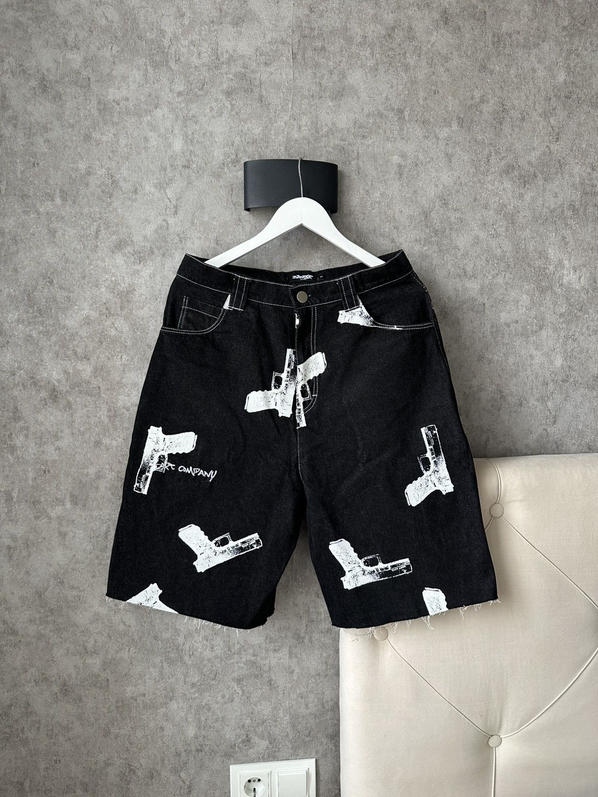 Other Sort company GLOCK 100% Rap shorts Size US 30 / EU 46 - 4 Thumbnail