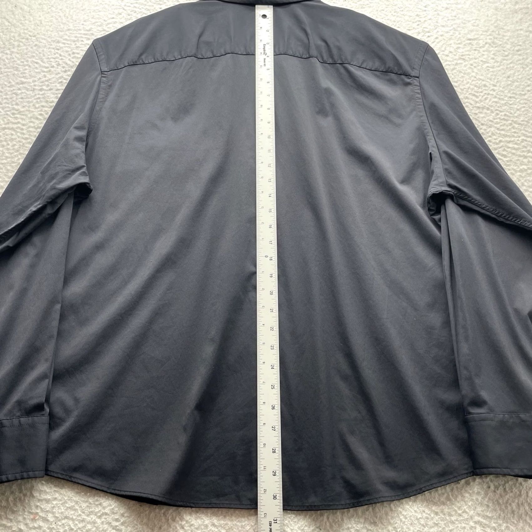 UNTUCKit UNTUCKit Shirt Mens 3XL Black Nylon Spandex Button Up Stretch Performance Casual Business, Travel Size US XXL / EU 58 / 5 - 6 Thumbnail