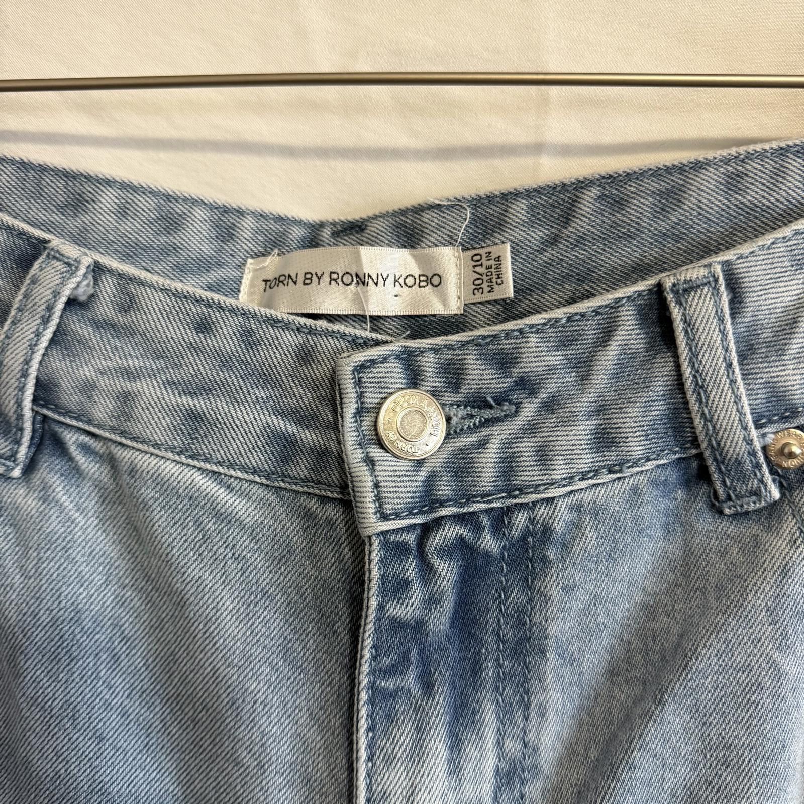 Other Torn by Ronny Kobo Light Wash Distressed Cutout Jeans Size 30" / US 8 / IT 44 - 3 Thumbnail