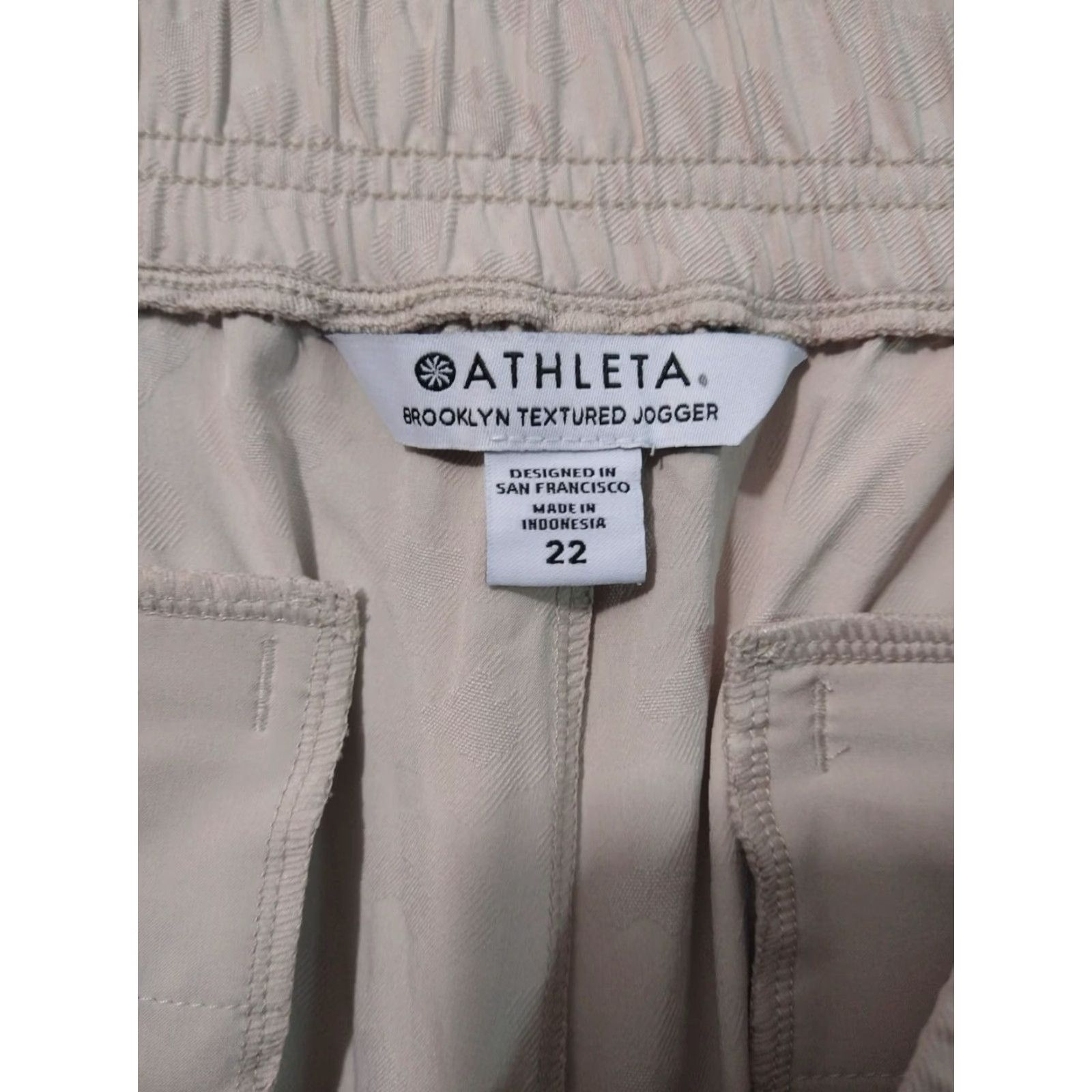 Athleta Athleta Pants Womens 22 Beige Brooklyn Textured Joggers Stretch Pull On Tapered Size 40" / US 18 - 7 Thumbnail