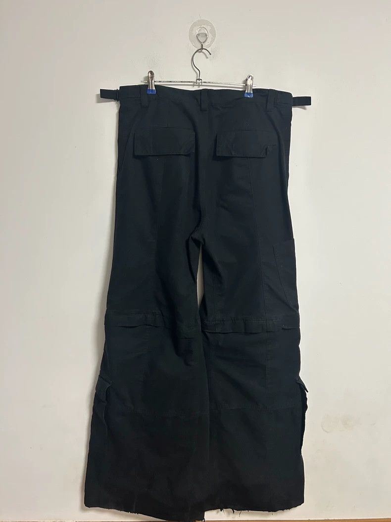Balenciaga Balenciaga size M Flared Cargo Flared Overalls Size US 26 / EU 42 - 2 Thumbnail