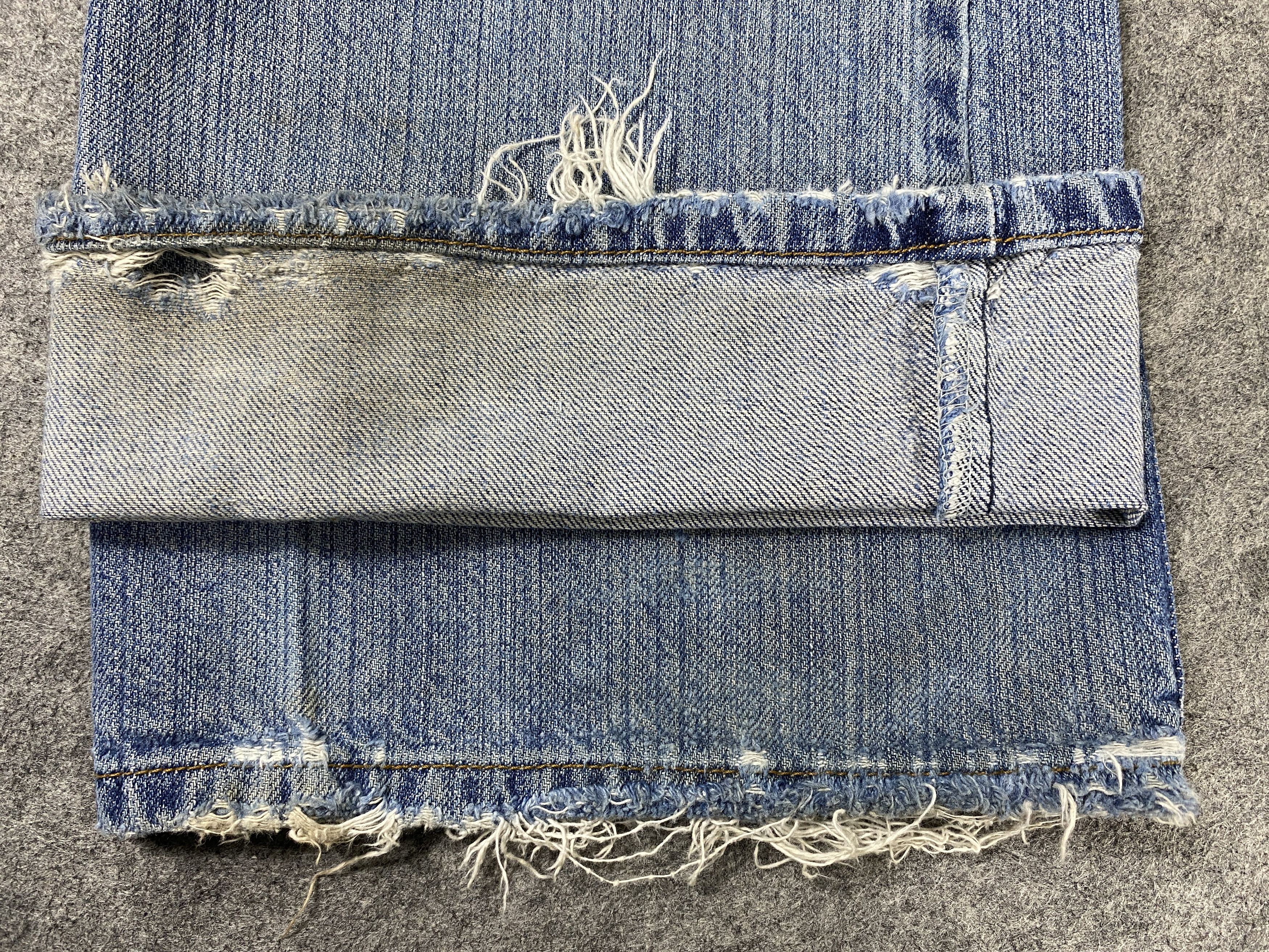 Levi's Blue Vintage Levi's 527 Jeans 35x33 Denim -JN2167 Size US 35 - 10 Thumbnail