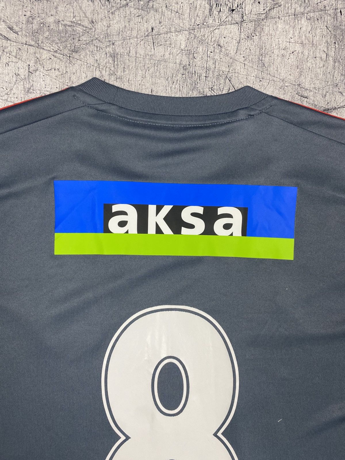 Adidas Adidas Beşiktaş 2021/22 Third Jersey #8 Güven Size US M / EU 48-50 / 2 - 15 Thumbnail