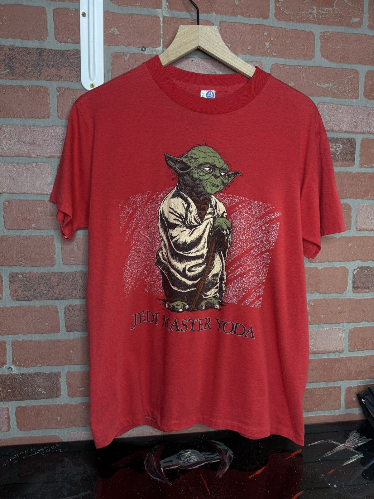 Vintage Vintage 80’s Yoda Star Wars T-Shirt Size Medium Size US M / EU 48-50 / 2 - 7 Thumbnail