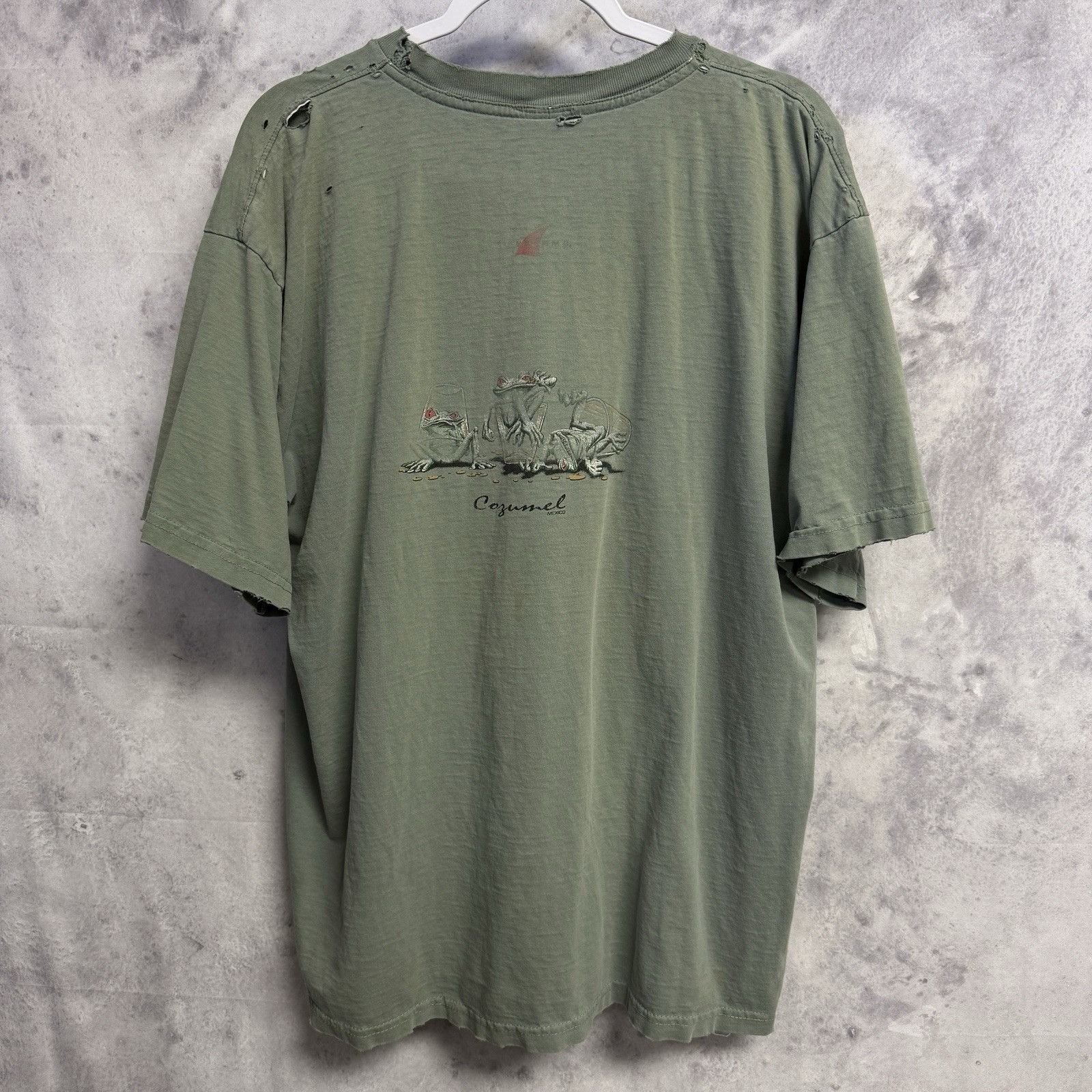 Vintage Vintage 90s Tequila Shirt Mens XL Green Frog Party Mexico Size US XL / EU 56 / 4 - 2 Thumbnail