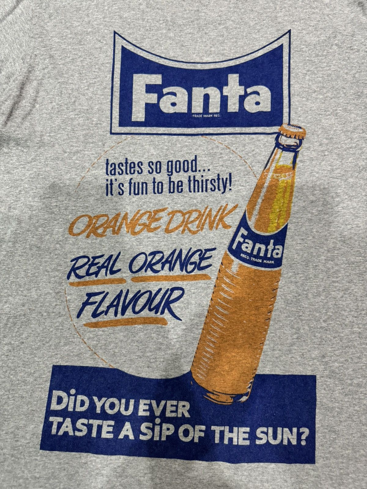 Coca Cola FANTA ORANGE DRINK Uniqlo x CocaCola Shirt XL size Size US XL / EU 56 / 4 - 1 Thumbnail
