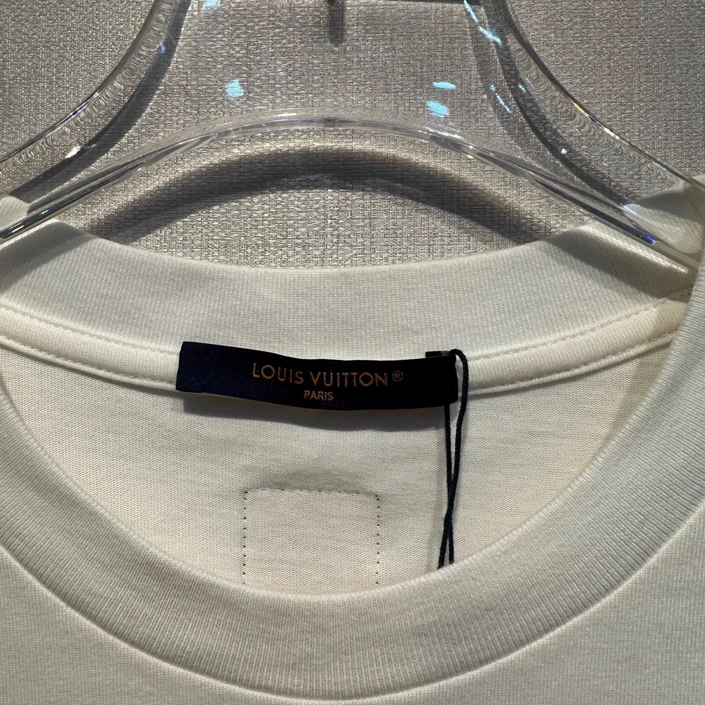 Louis Vuitton LV 25ss Rainbow Beaded Logo White Short Sleeve L Size US L / EU 52-54 / 3 - 2 Thumbnail
